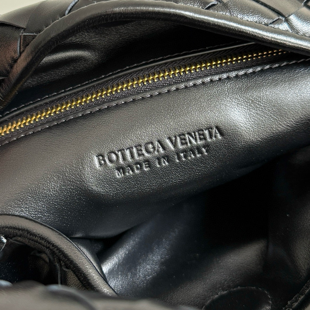 BOTT V SMALL HOP BAG