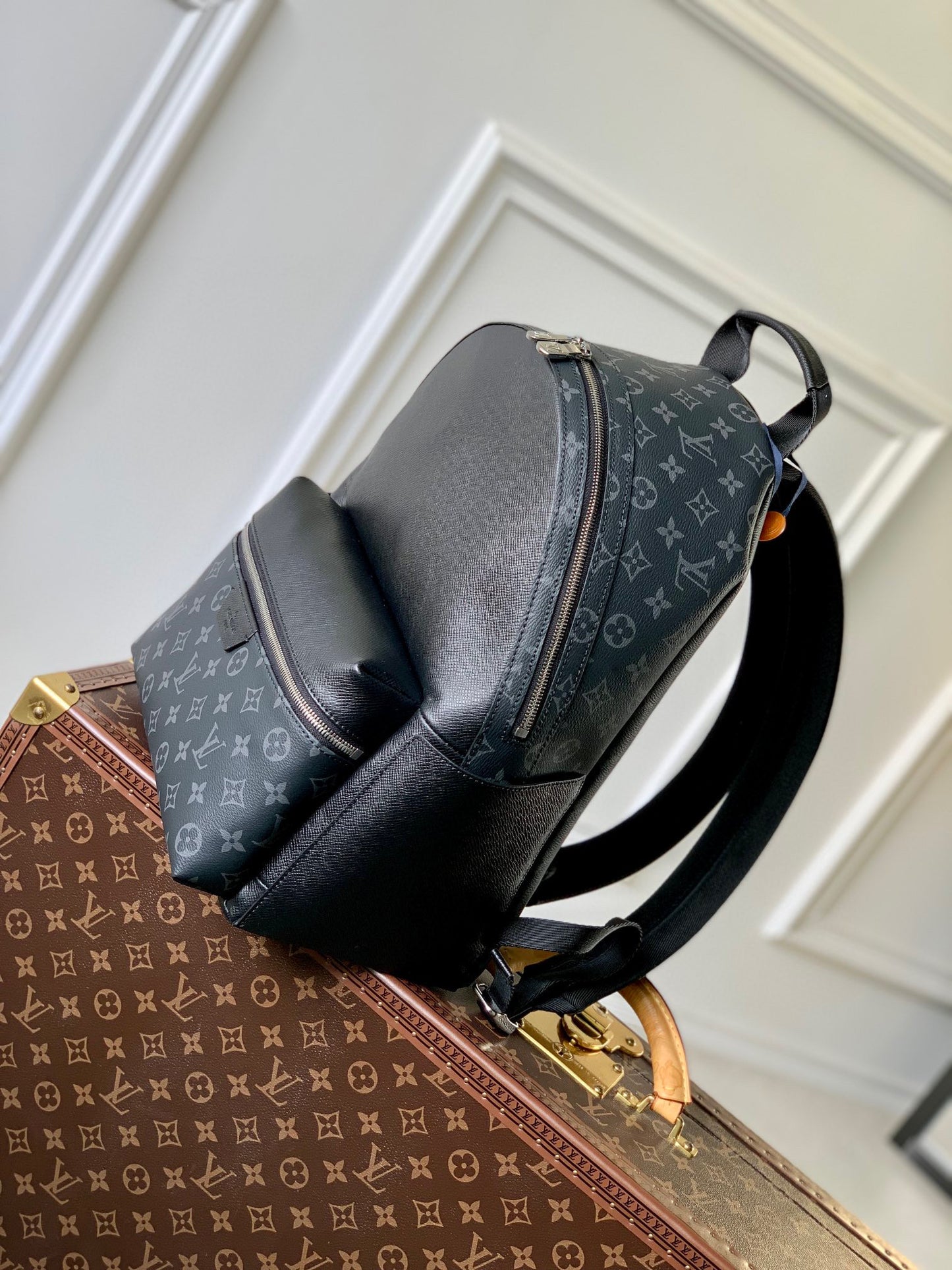LOU DISCOVERY BACKPACK