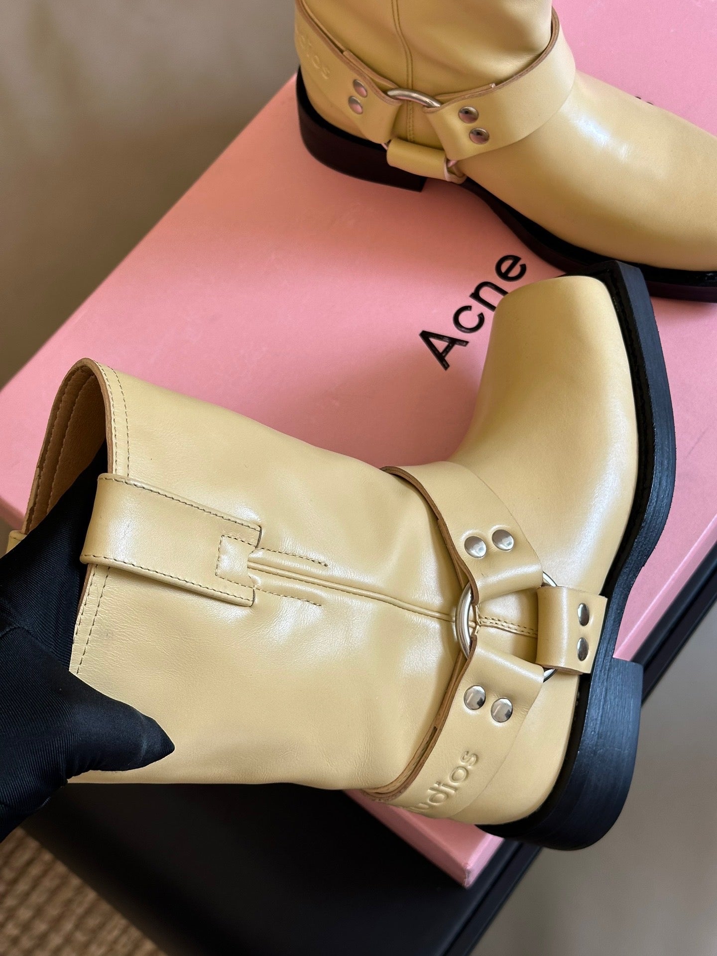 ACNE BOOTS