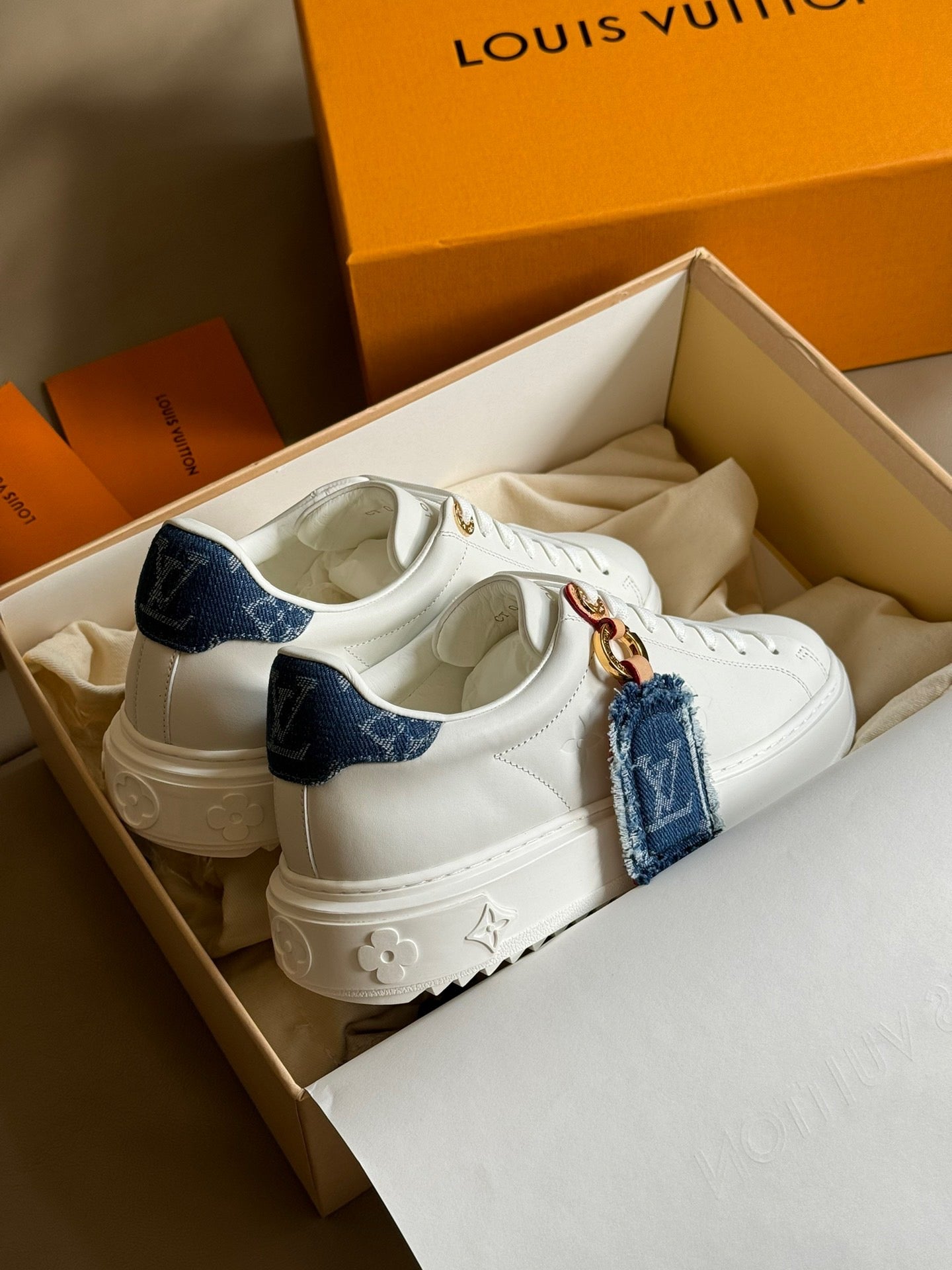 LOU TRAINERS