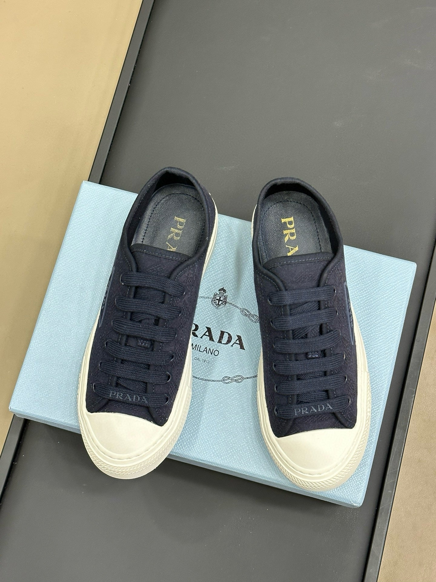 PD SNEAKERS