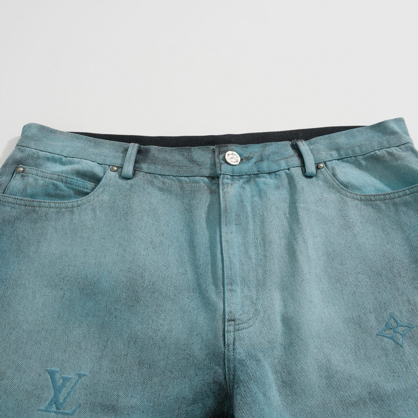 LOU JEANS