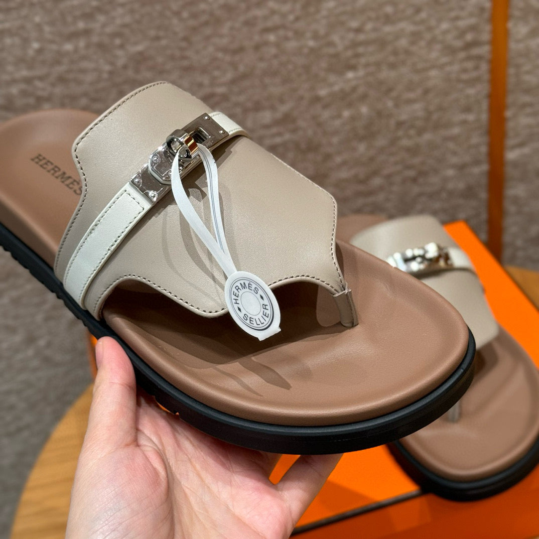 HERM EMPIRE SANDALS