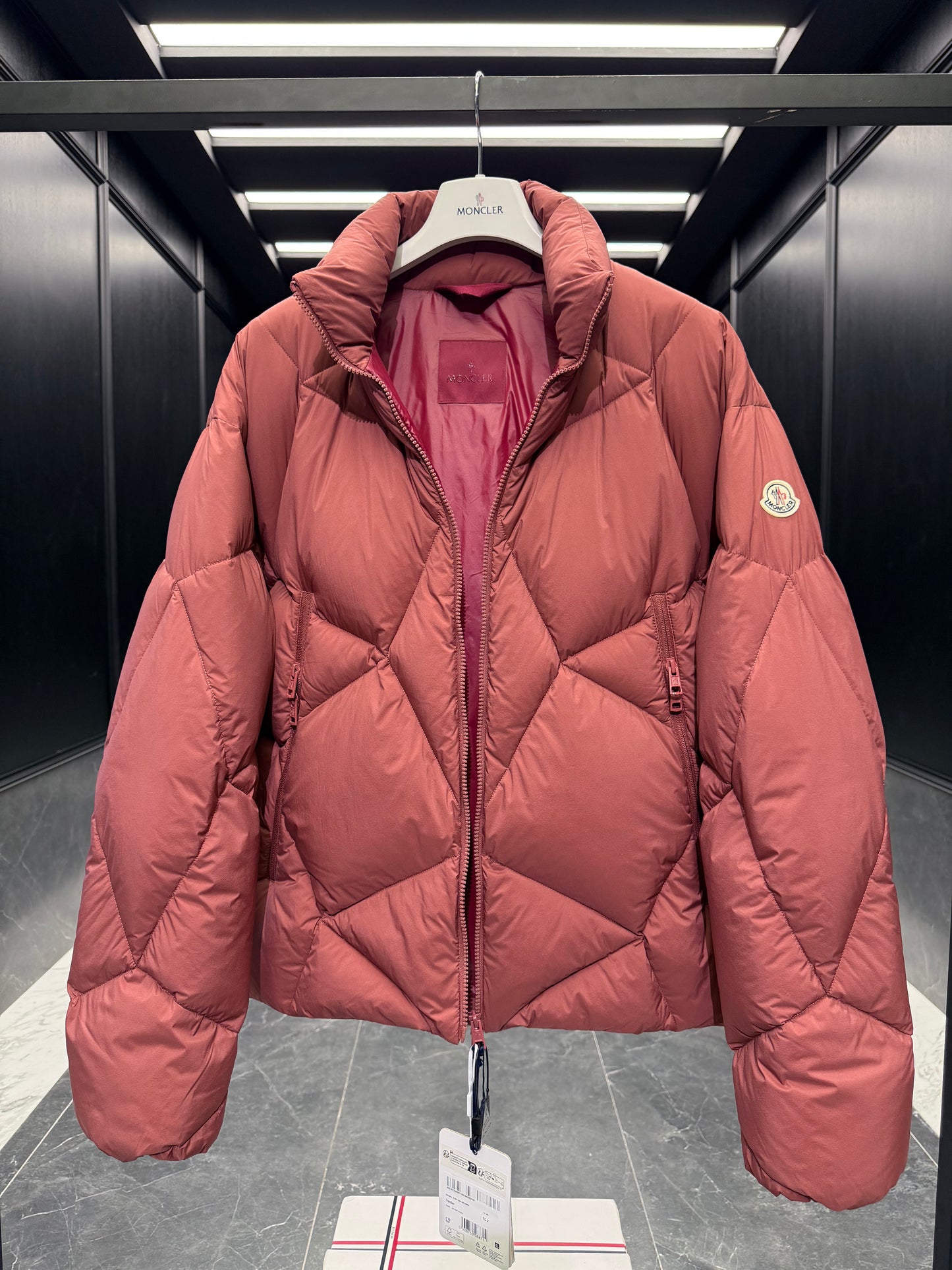 MONC VARDAR JACKET