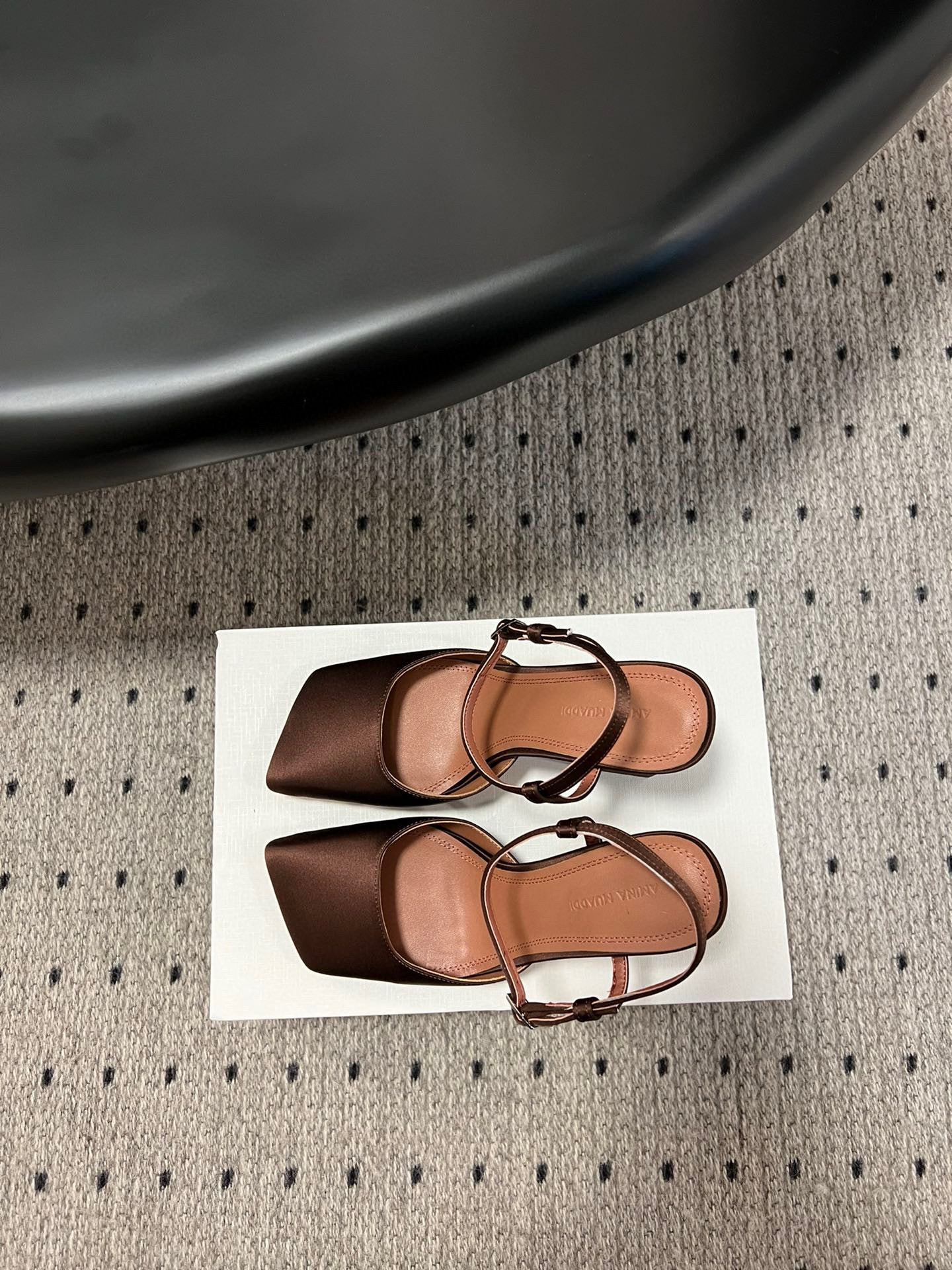 AMINA M HEELS