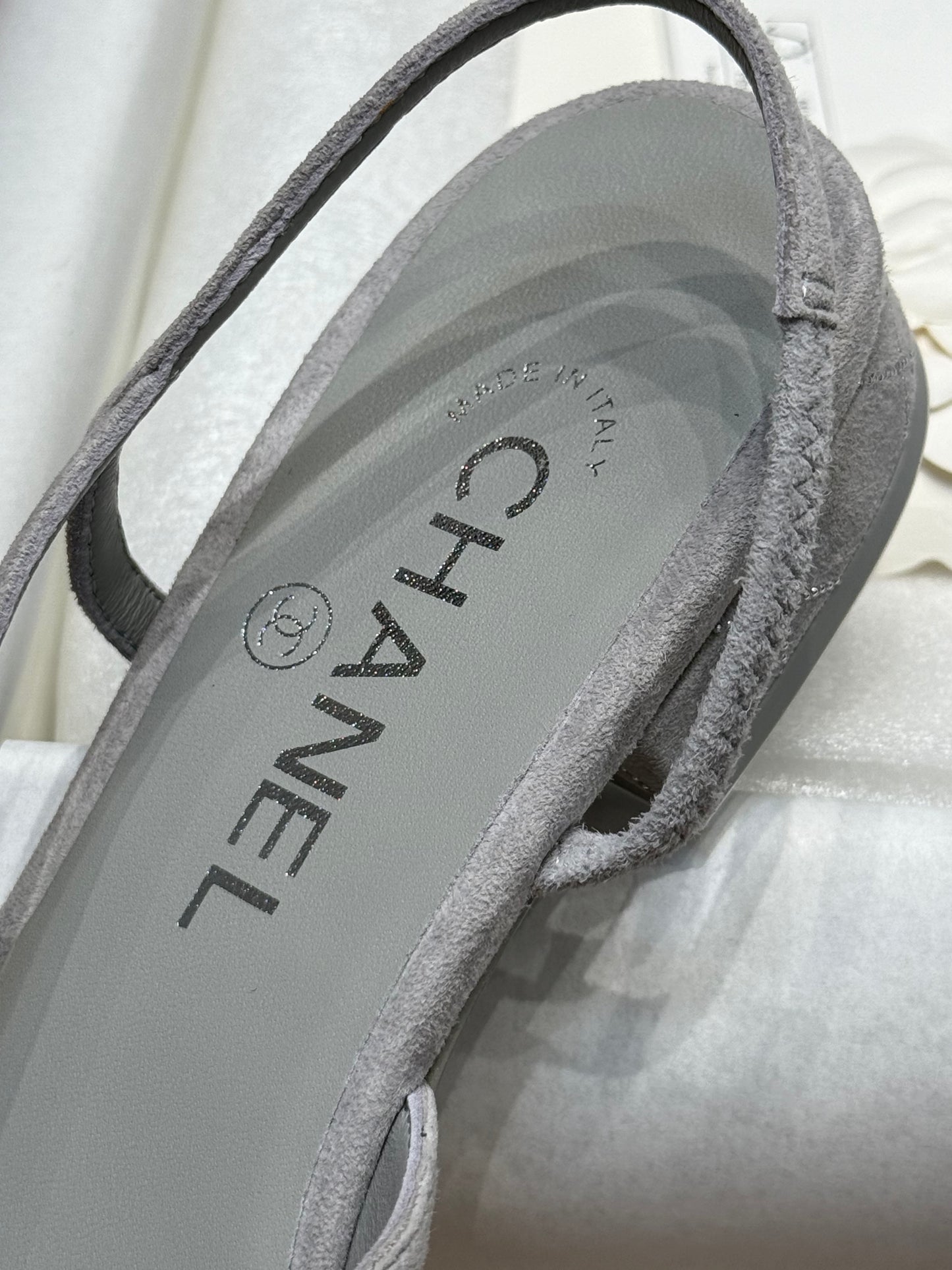 CC SLINGBACK PUMPS