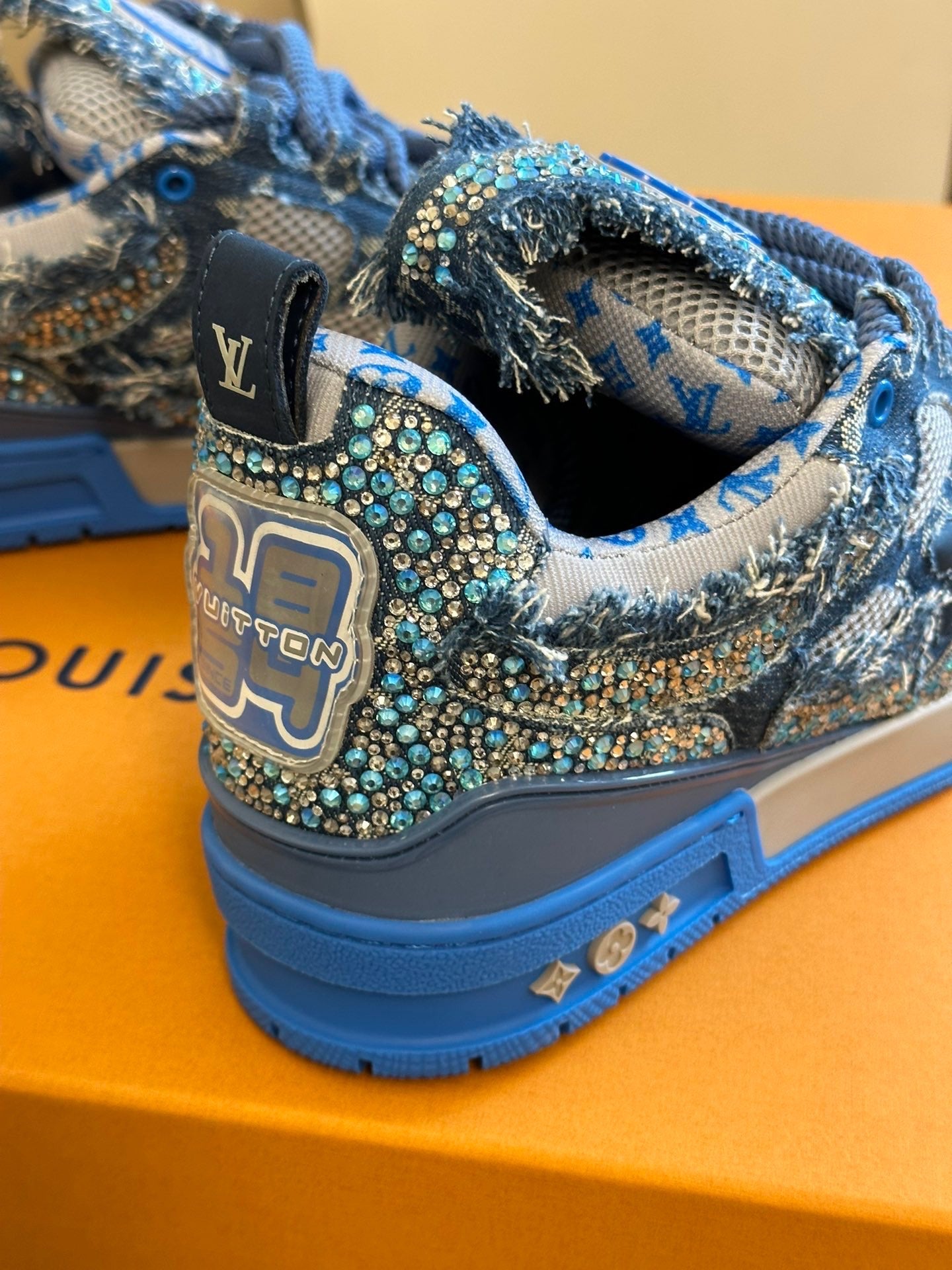 LOU TRAINERS