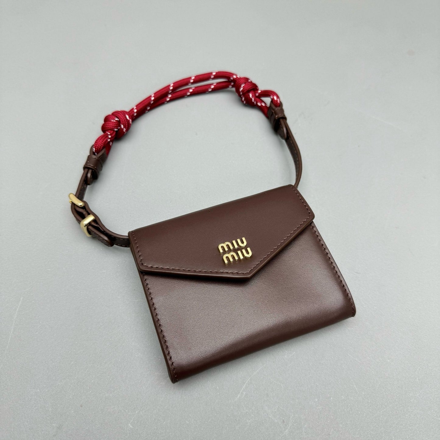 MIU M SHOULDER STRAP WALLET