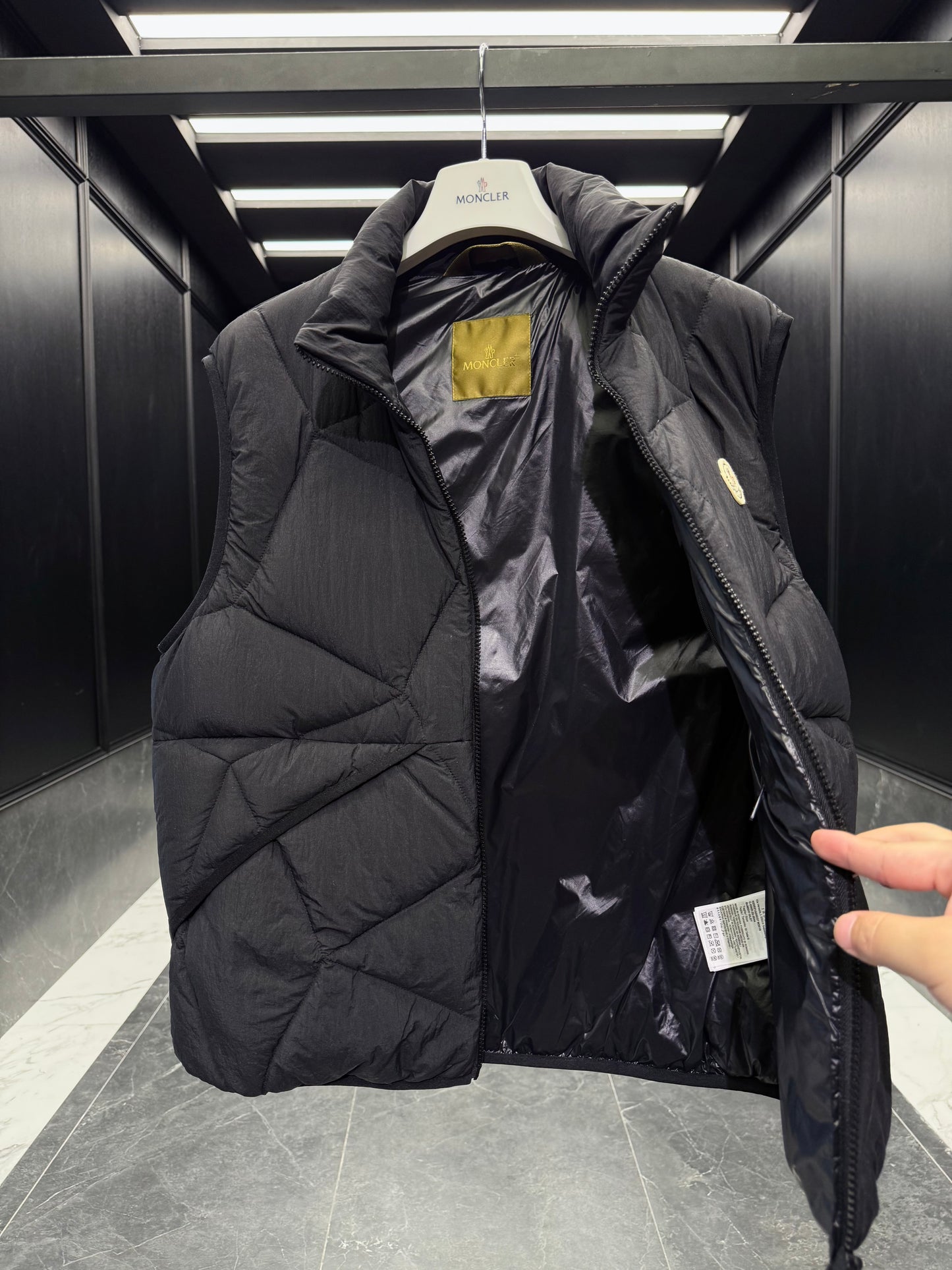 MONC VENDAVEL VEST