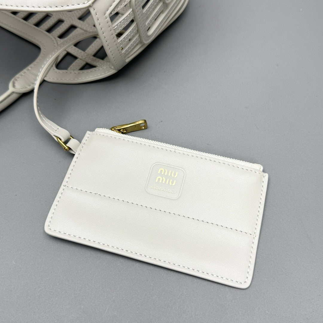MIU M LEATHER BASKET BAG