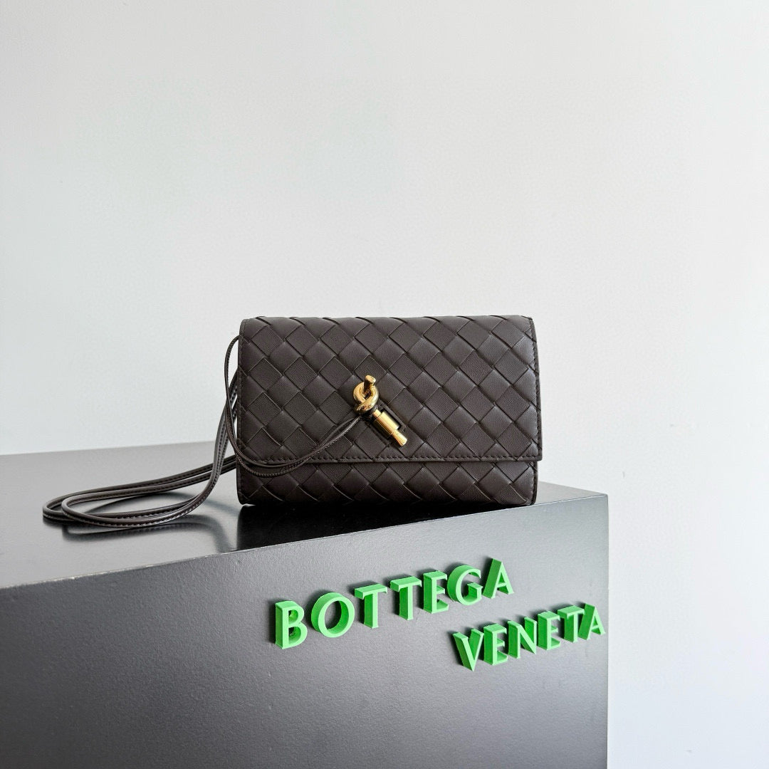 BOTT V ANDIAMO POUCH