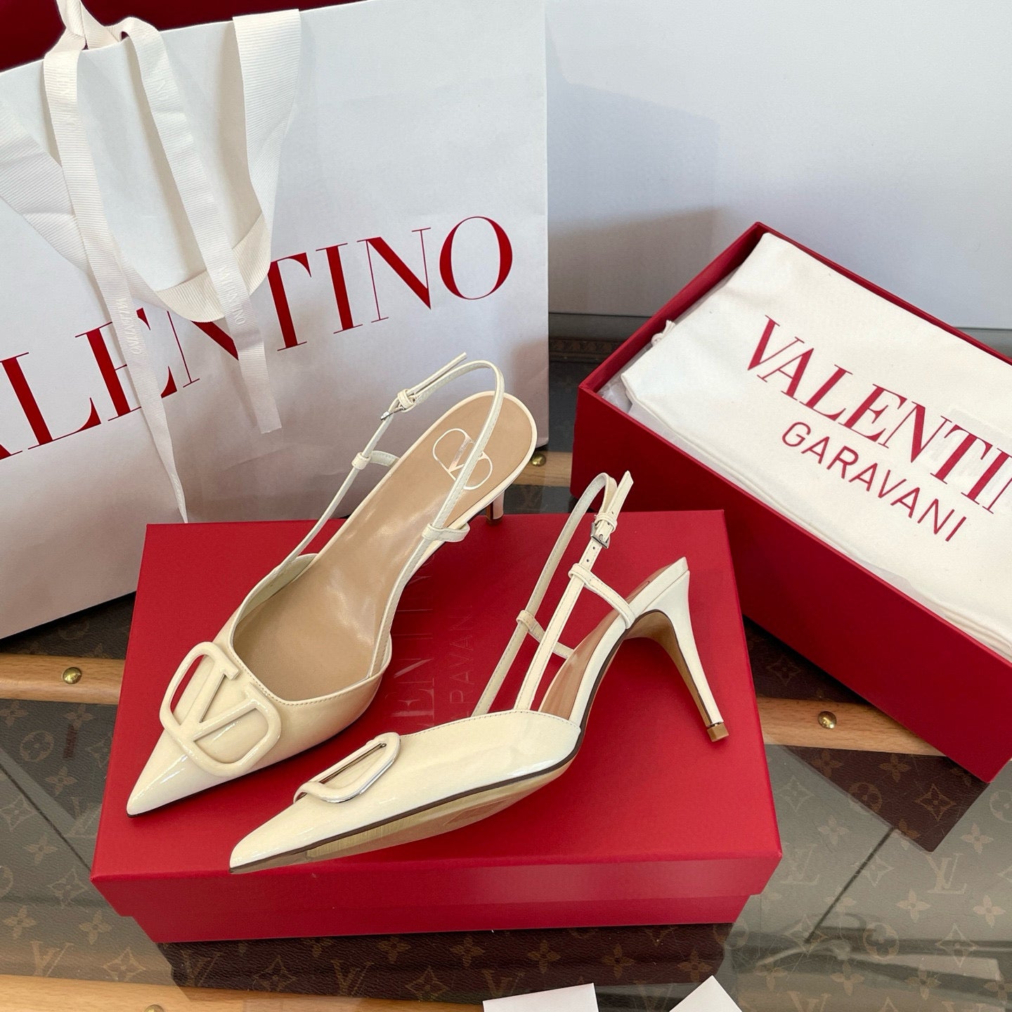 VAL HEELS
