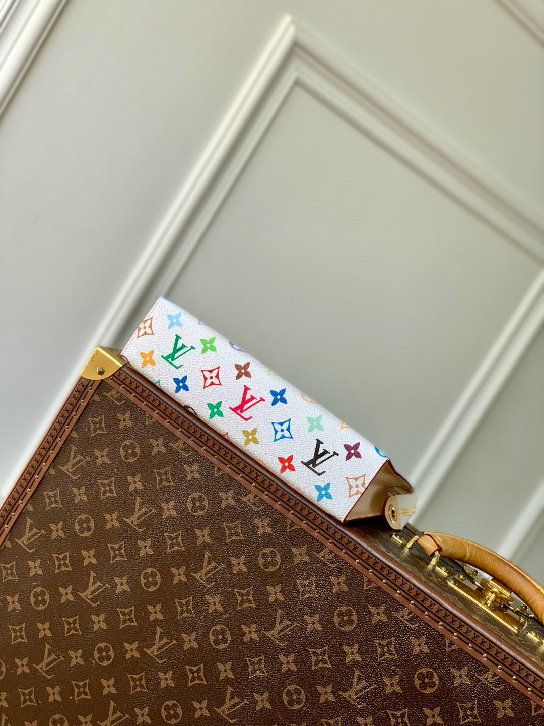 LOU x MURAKAMI TOILETRY POUCH