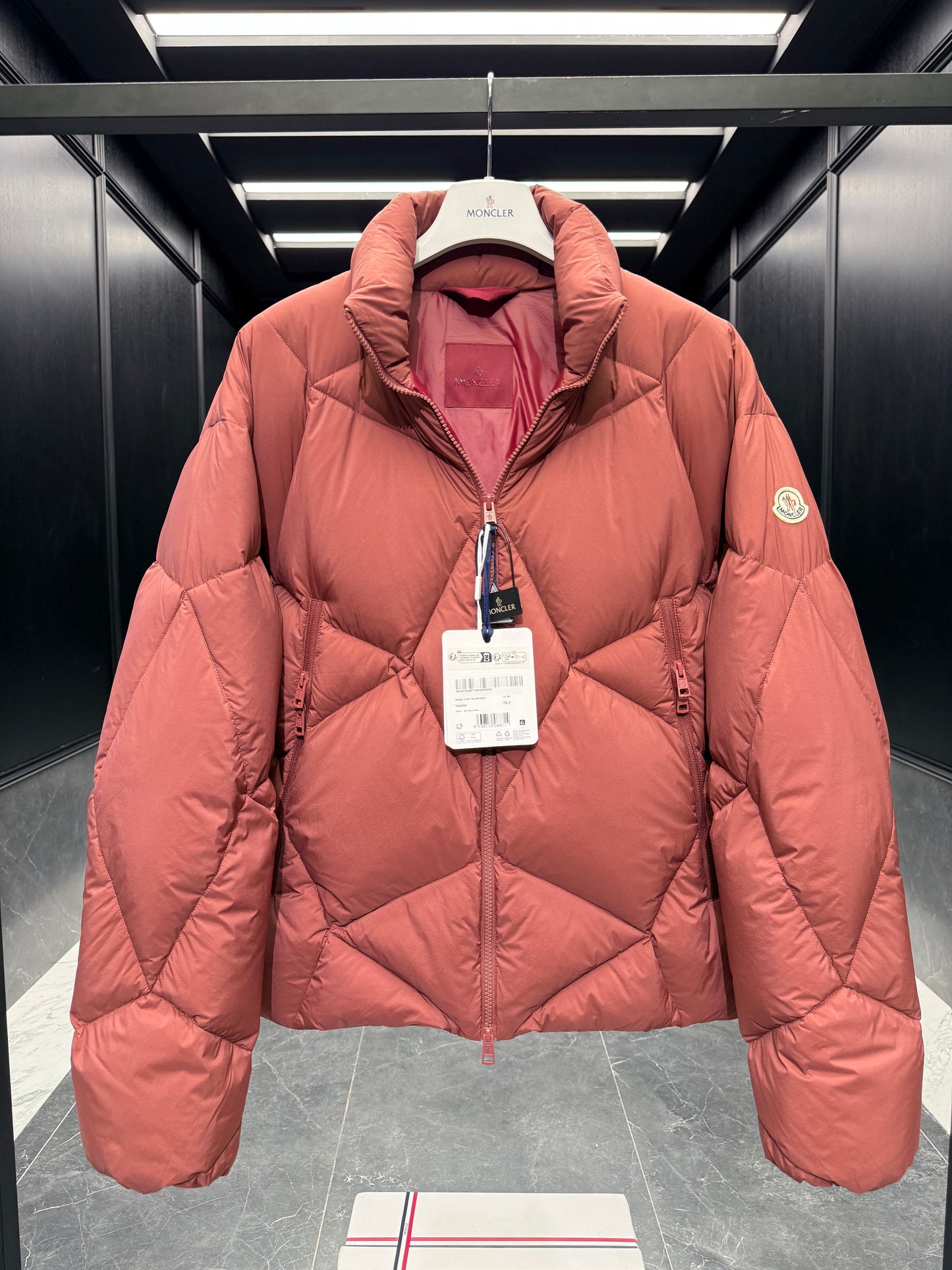 MONC VARDAR JACKET