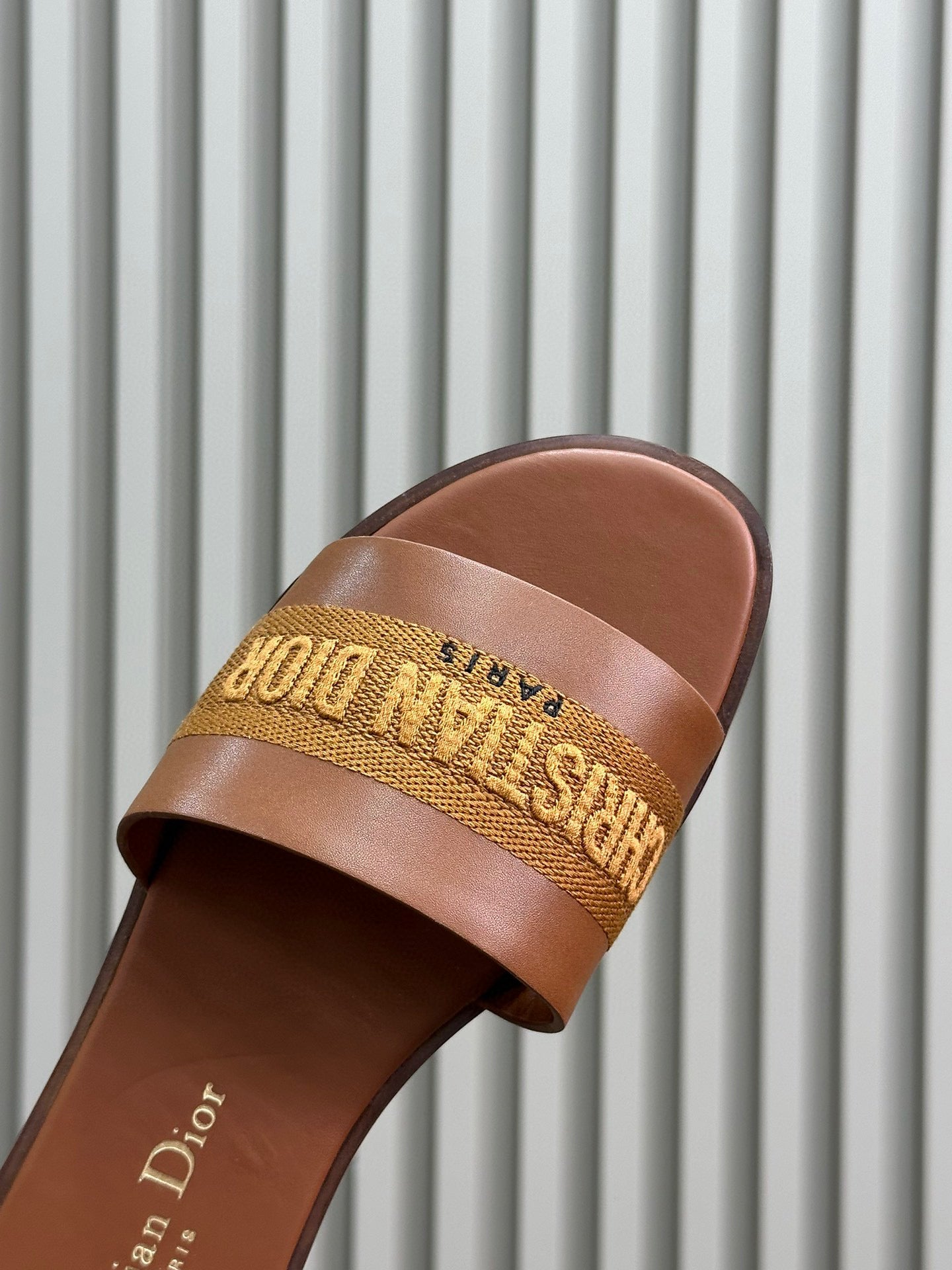 CD DWAY SLIDES