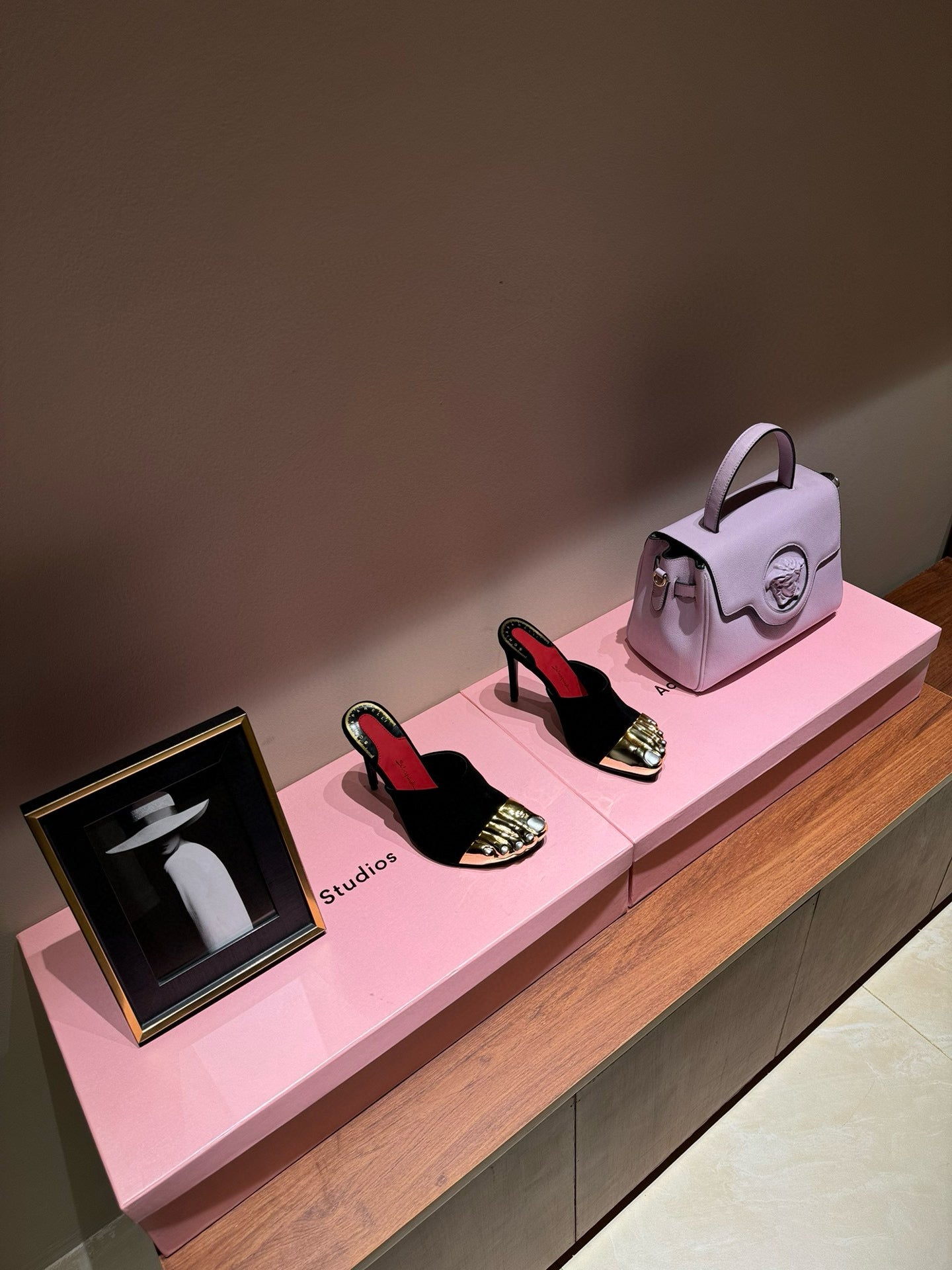 SCHIAPARELLI HEELS
