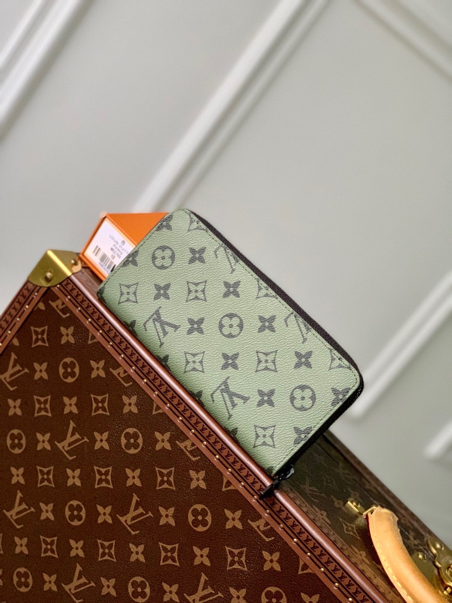 LOU WALLET