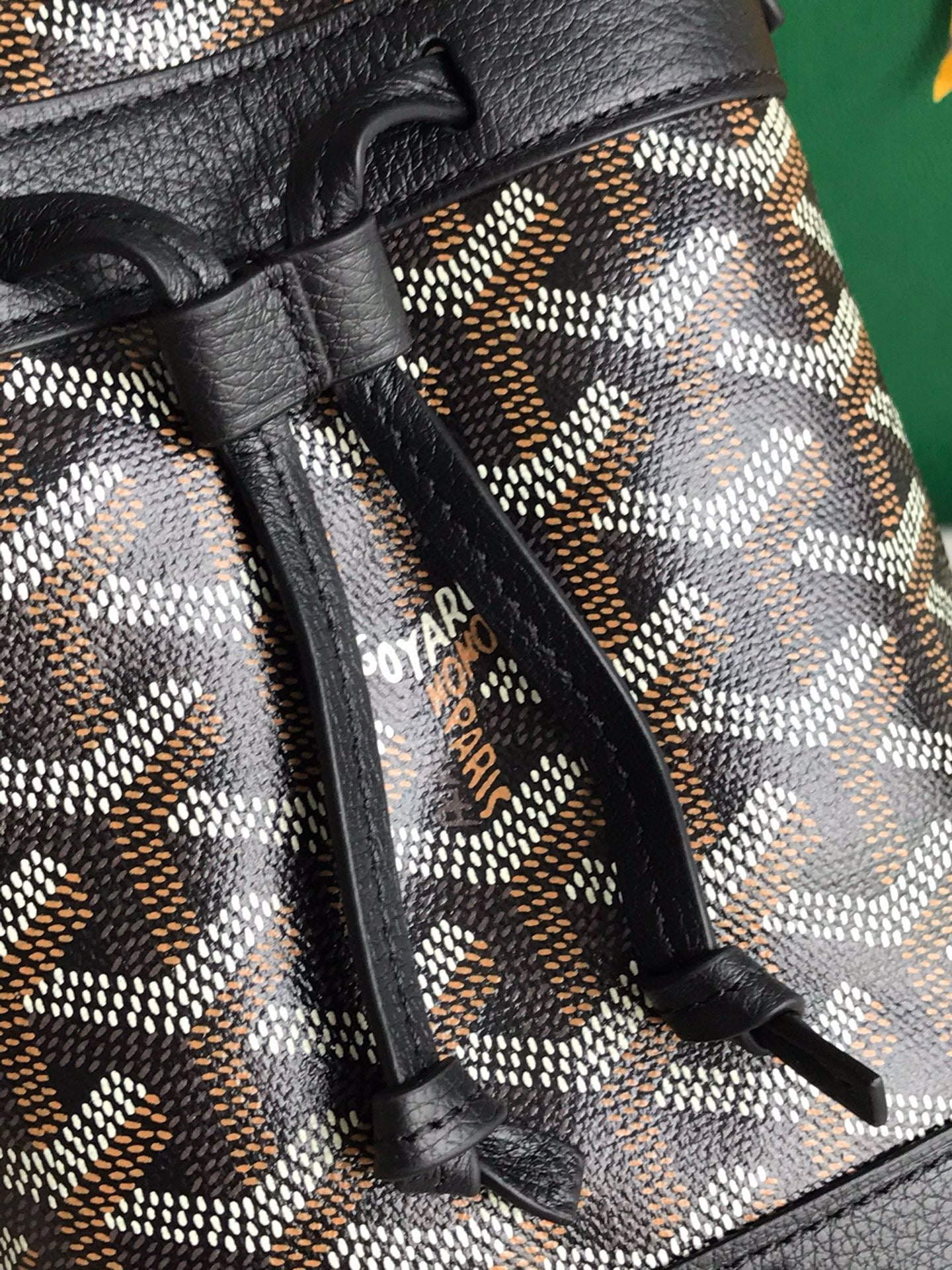 GOYA PETIT FLOT MINI BUCKET BAG