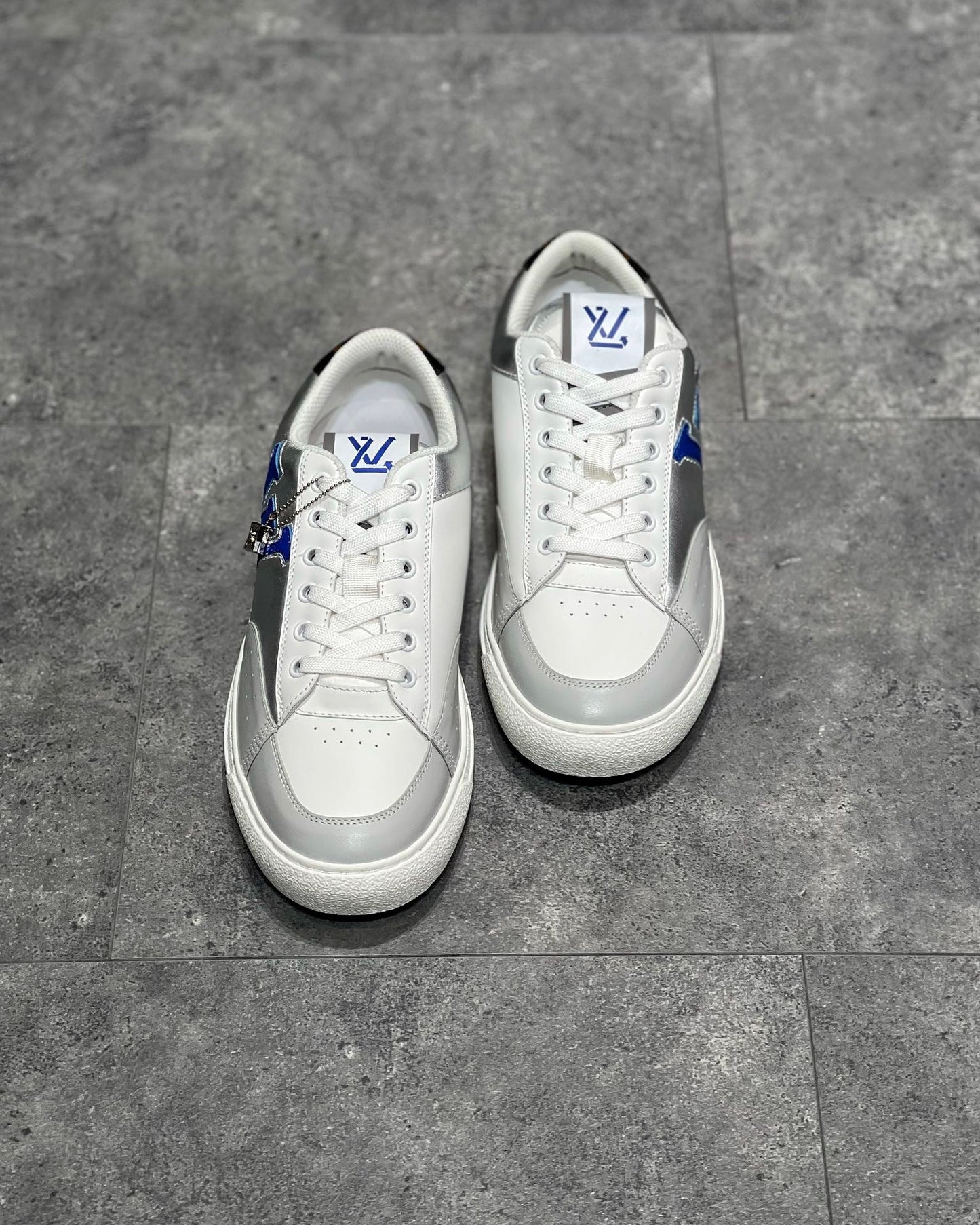 LOU TRAINERS