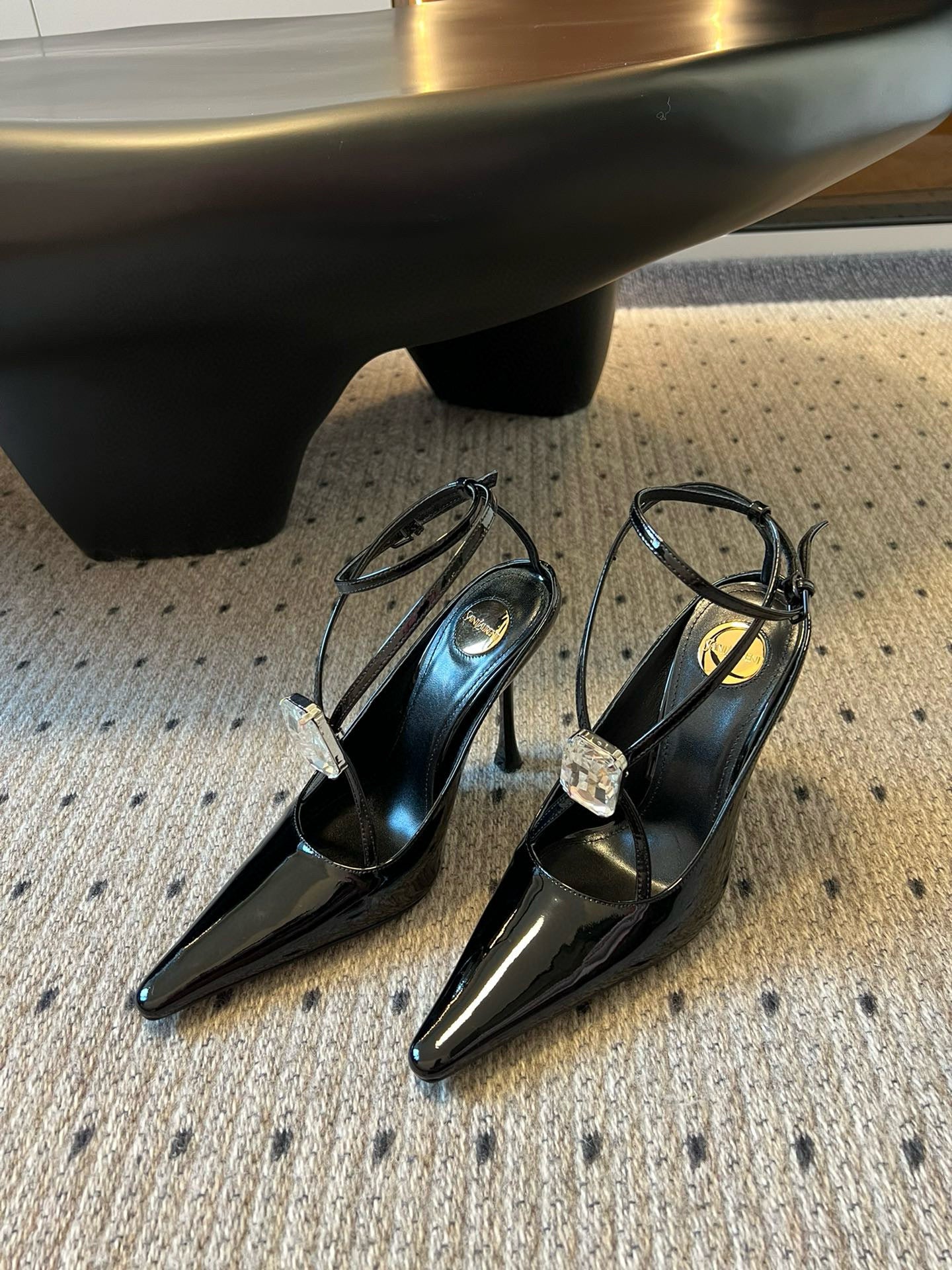 SL HEELS
