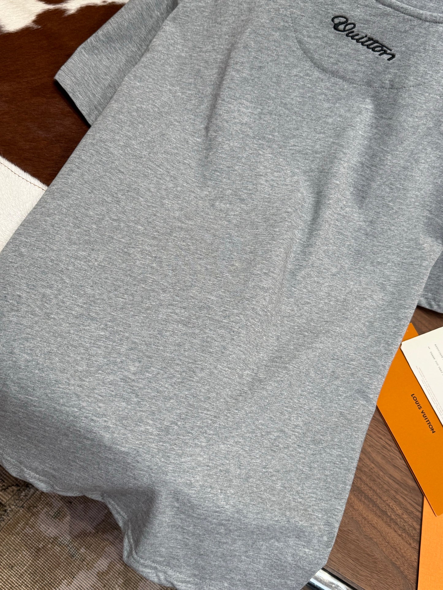 LOU T-SHIRT