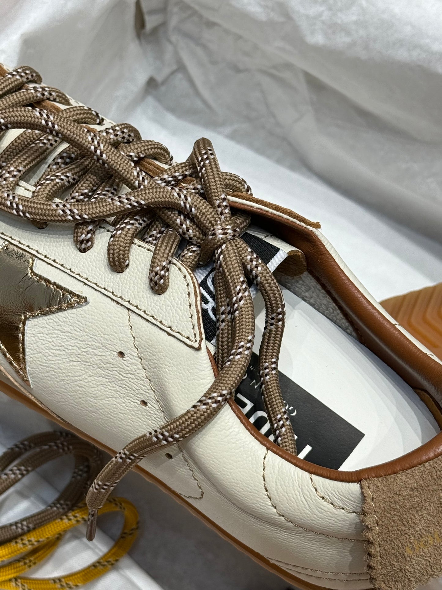 GOLDEN G TRAINERS