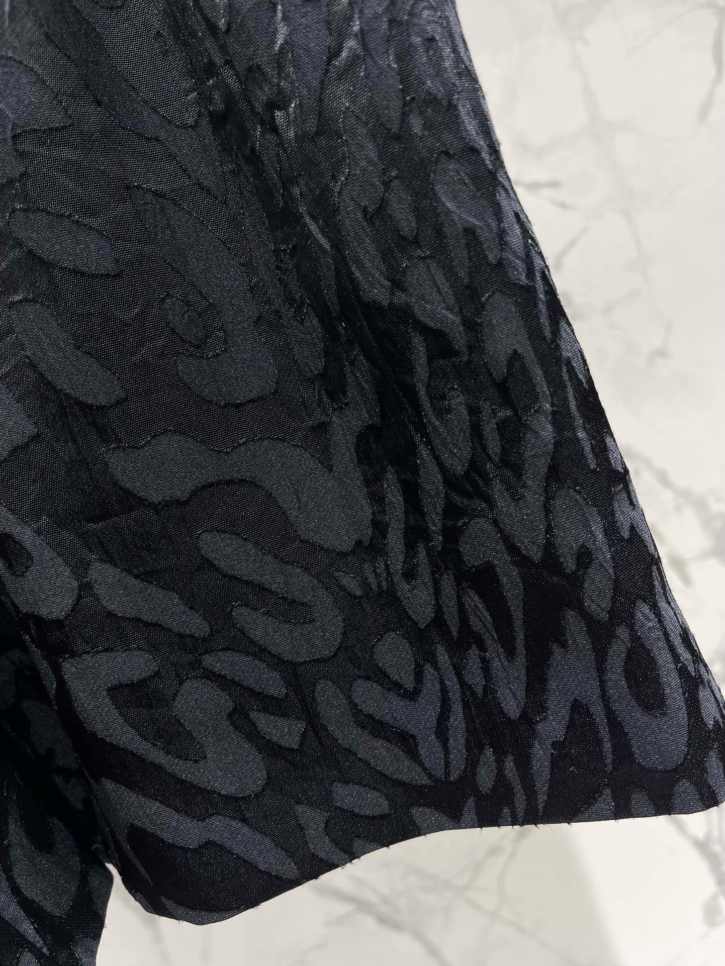 SL SHORTS