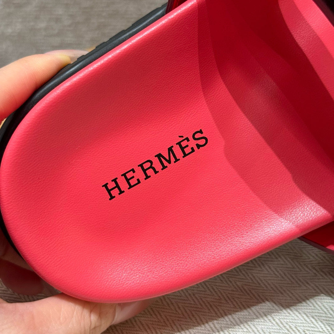 HERM CHYPRE SANDALS