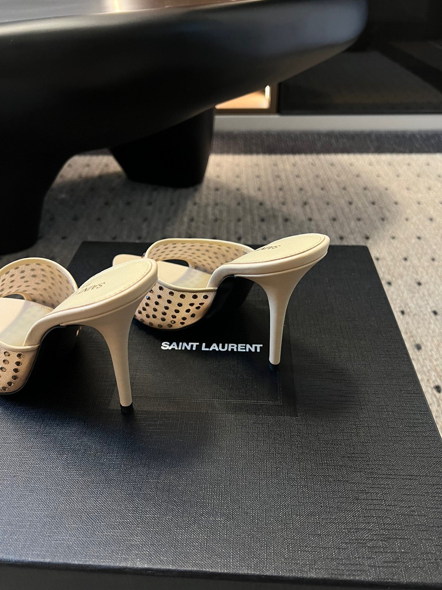 SL HEELS