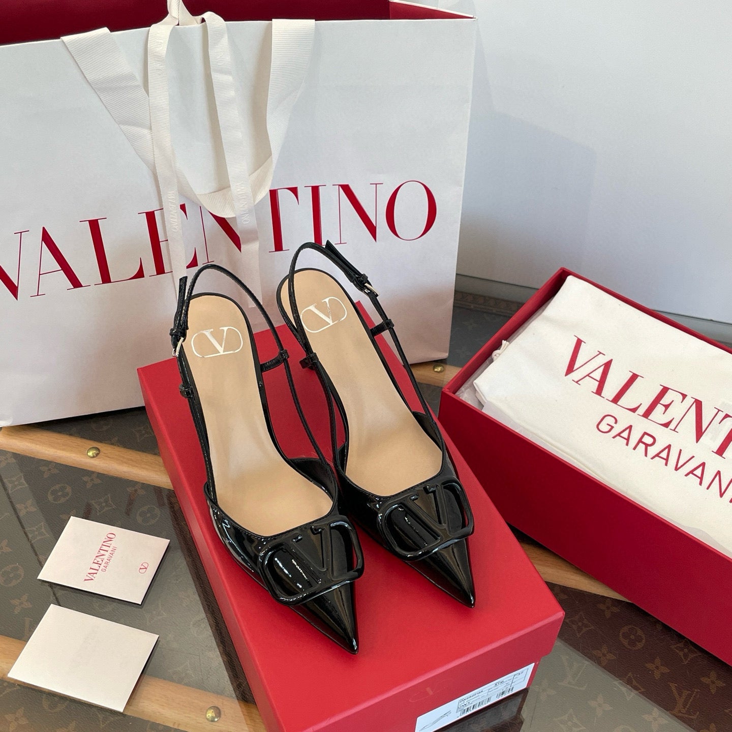 VAL HEELS