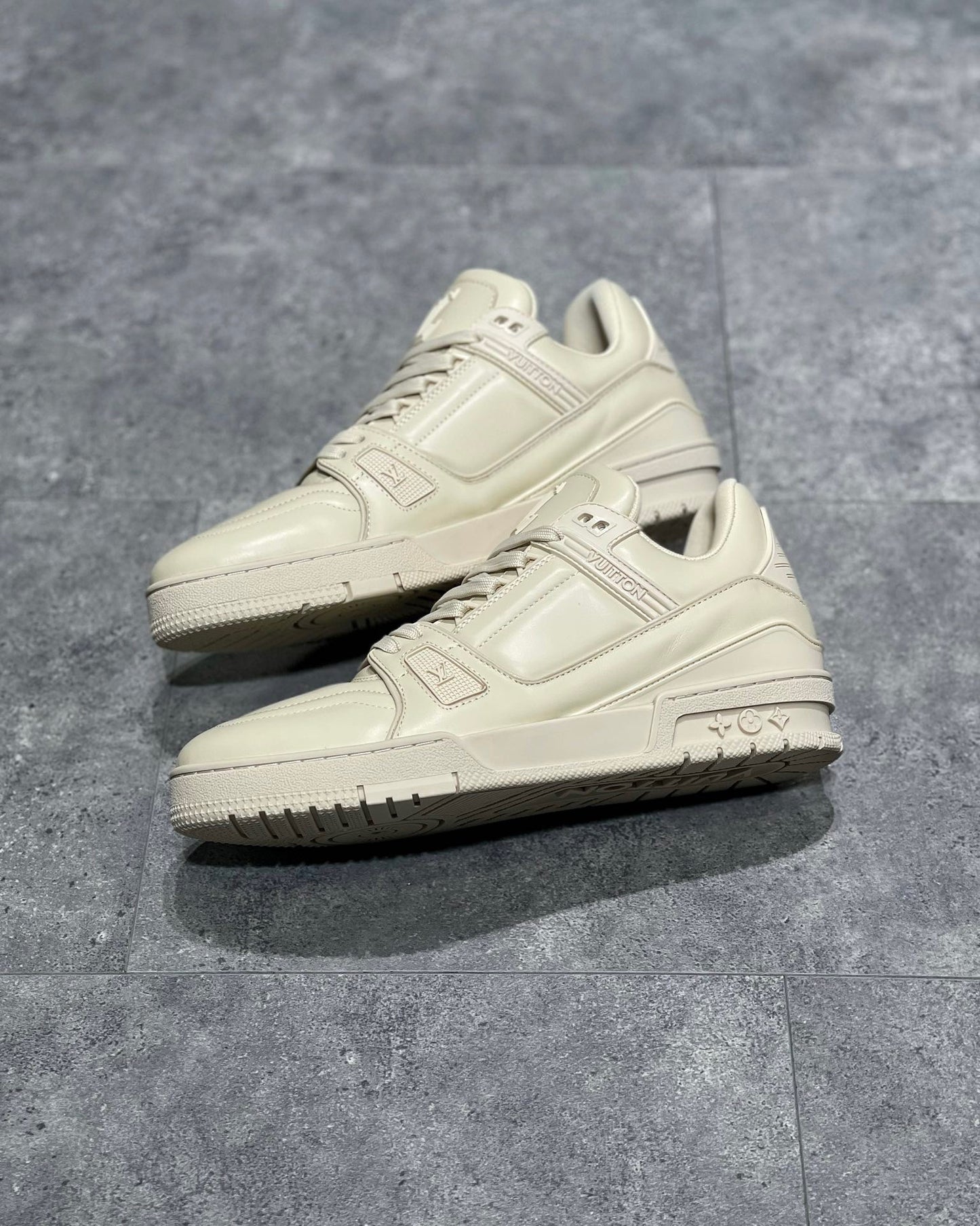 LOU TRAINERS