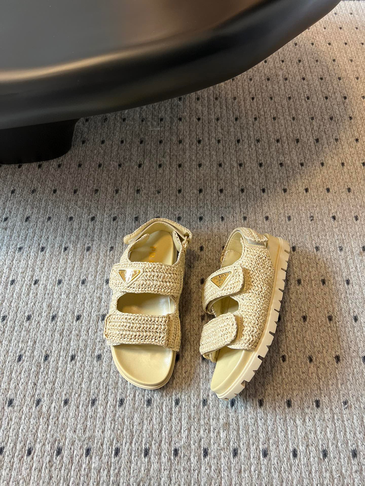 PD SANDALS