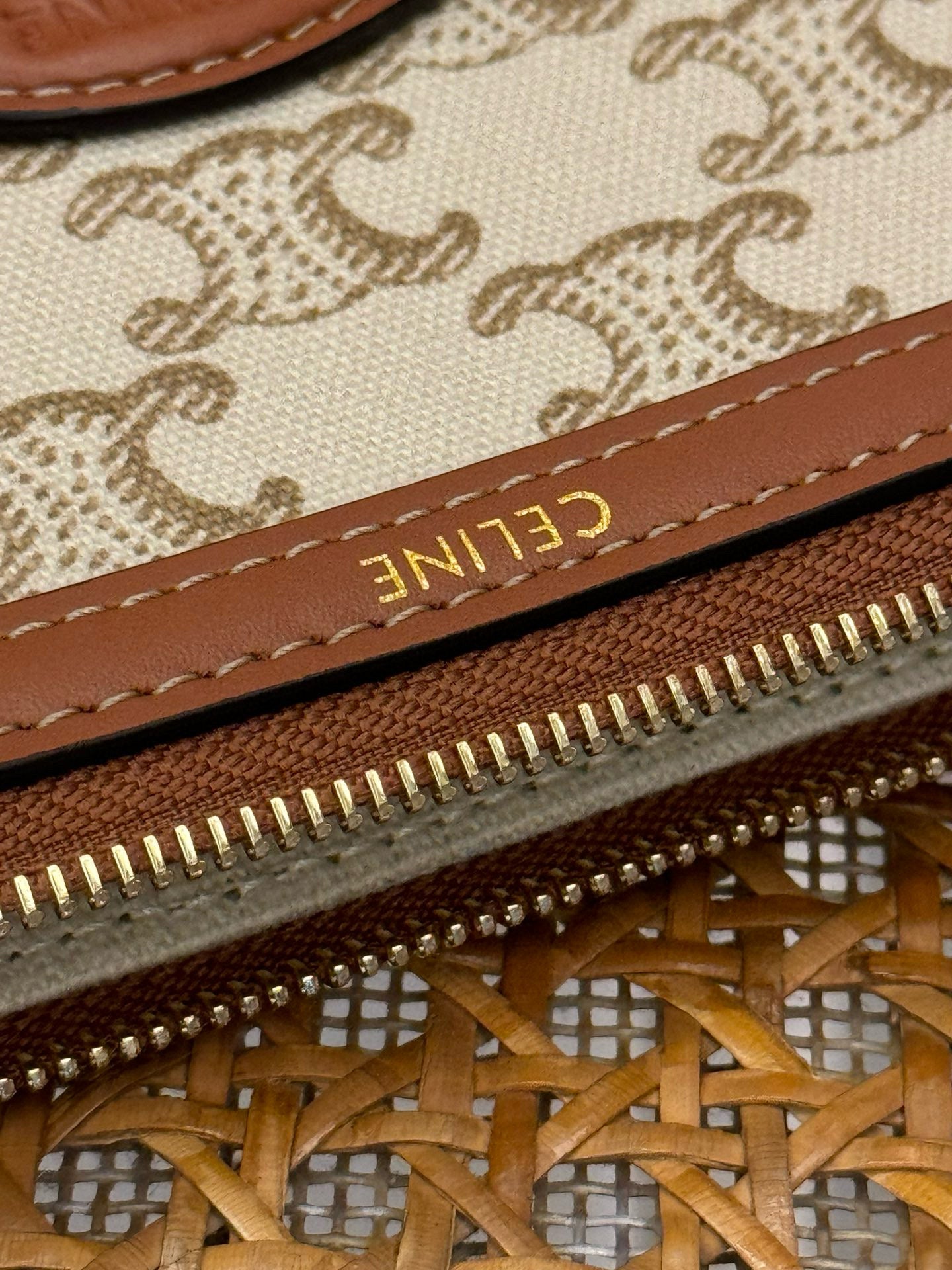 CEL SMALL POUCH WITH STRAP
