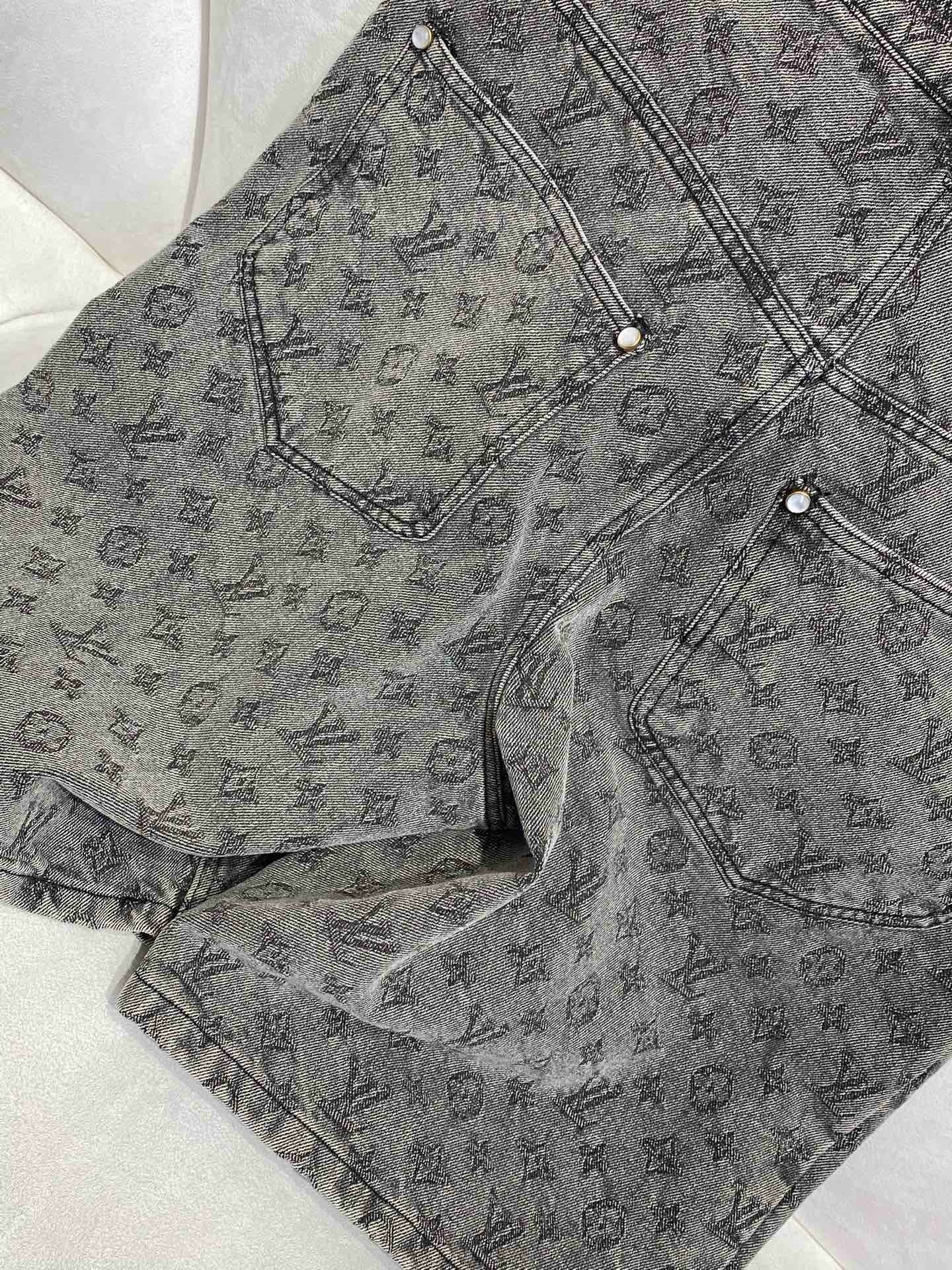 LOU DENIM SHORTS
