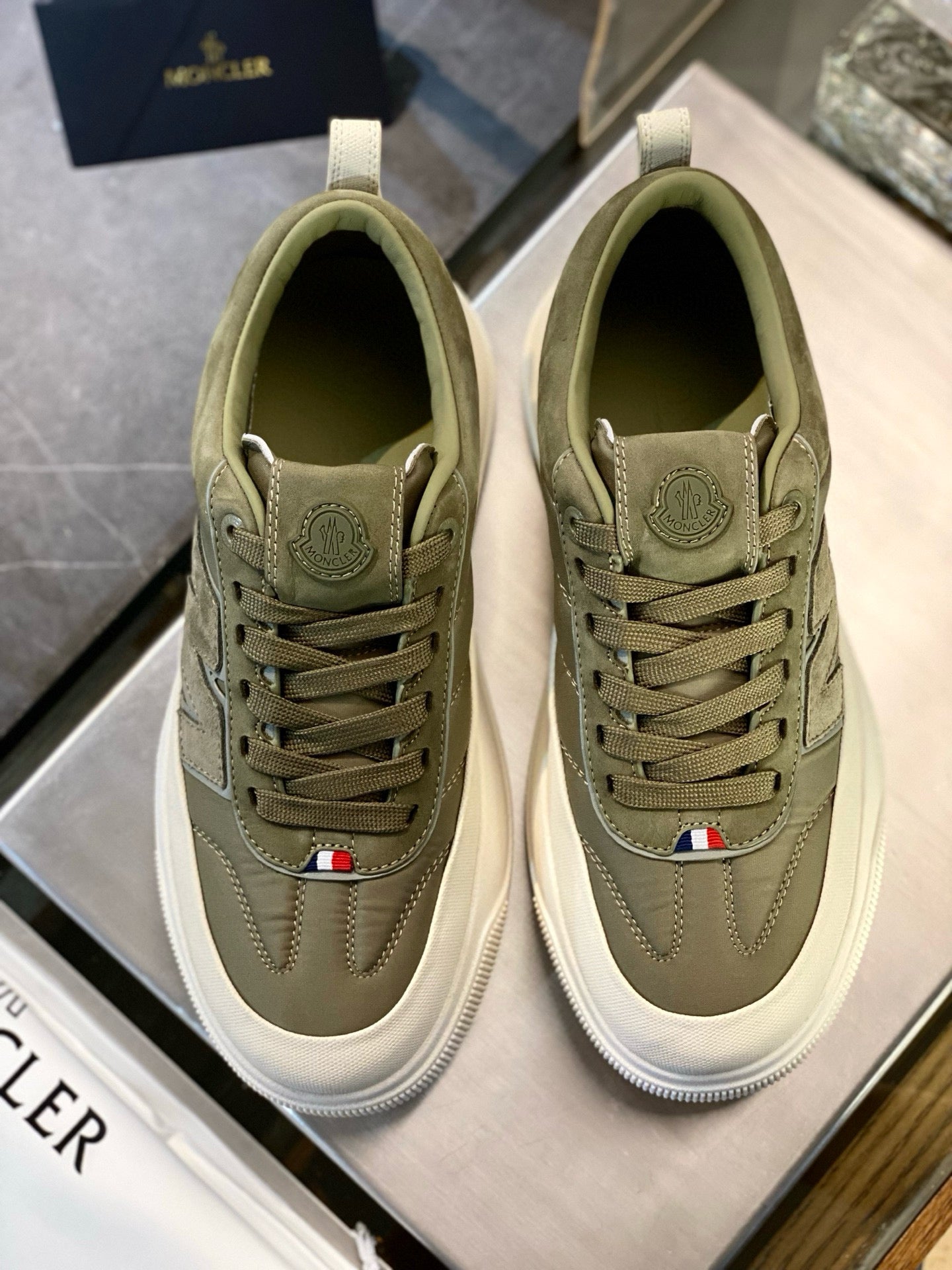 MONC ALTIVE SNEAKERS