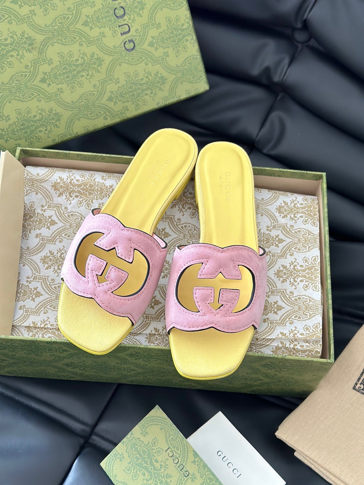 GG CUT OUT SANDALS