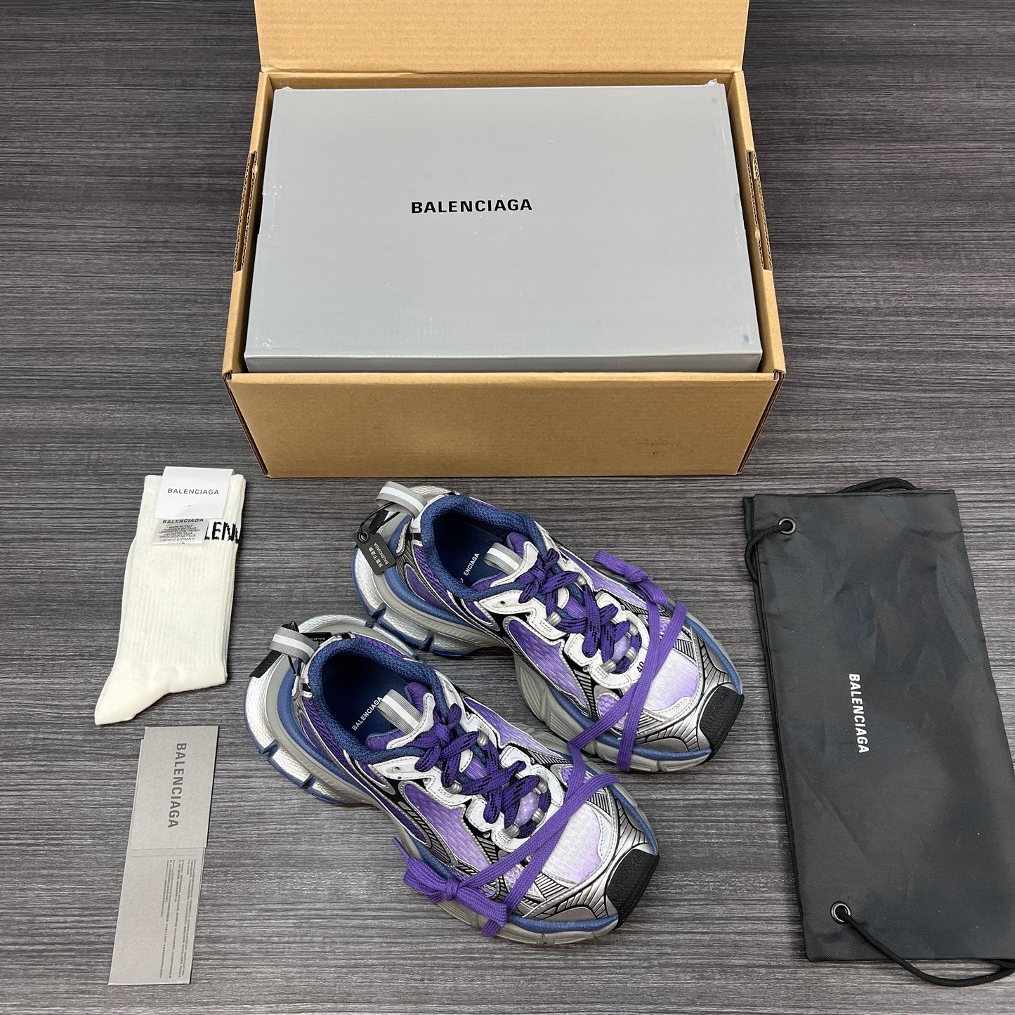 BAL 3XL TRAINERS