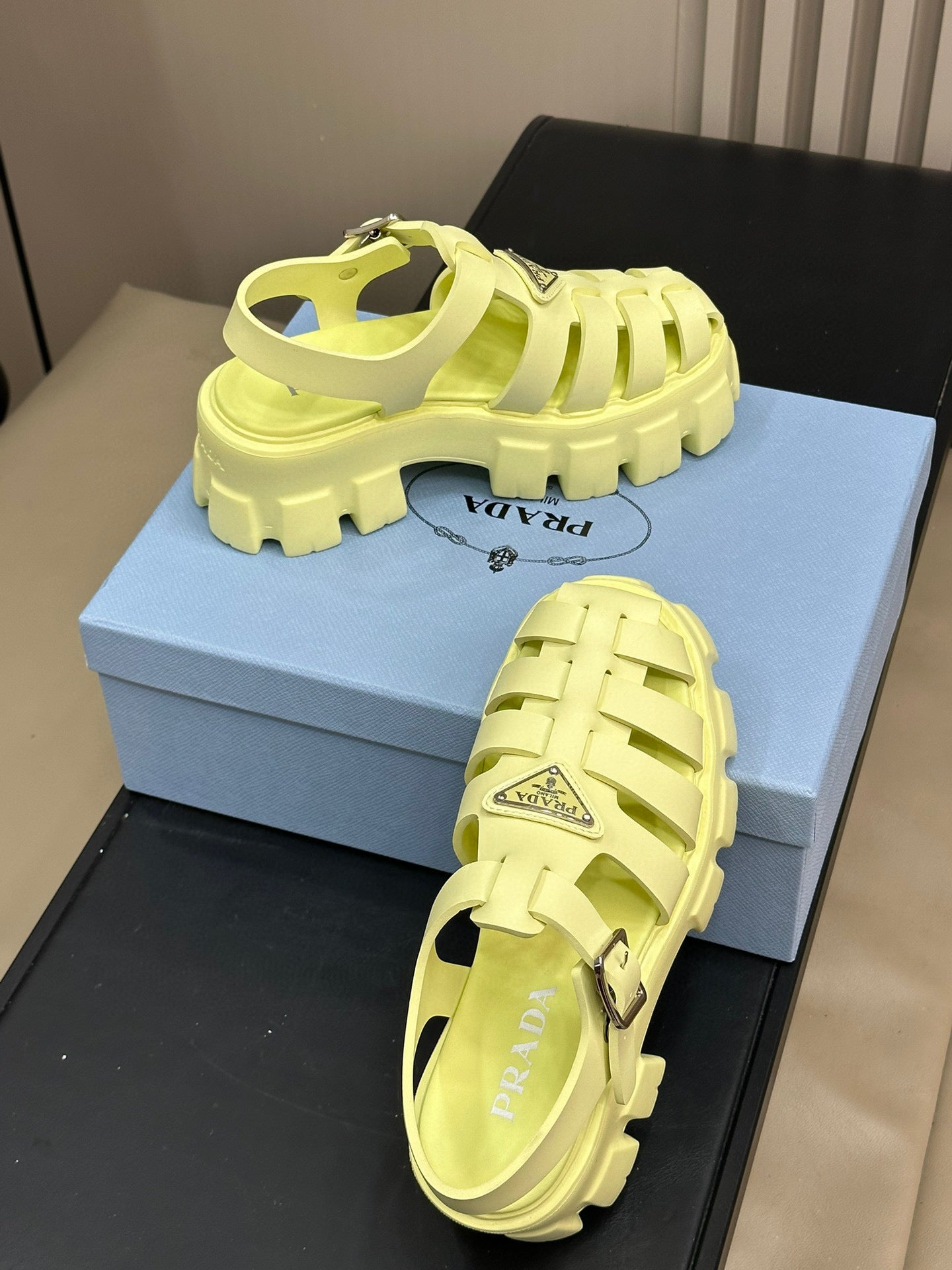 PD SANDALS