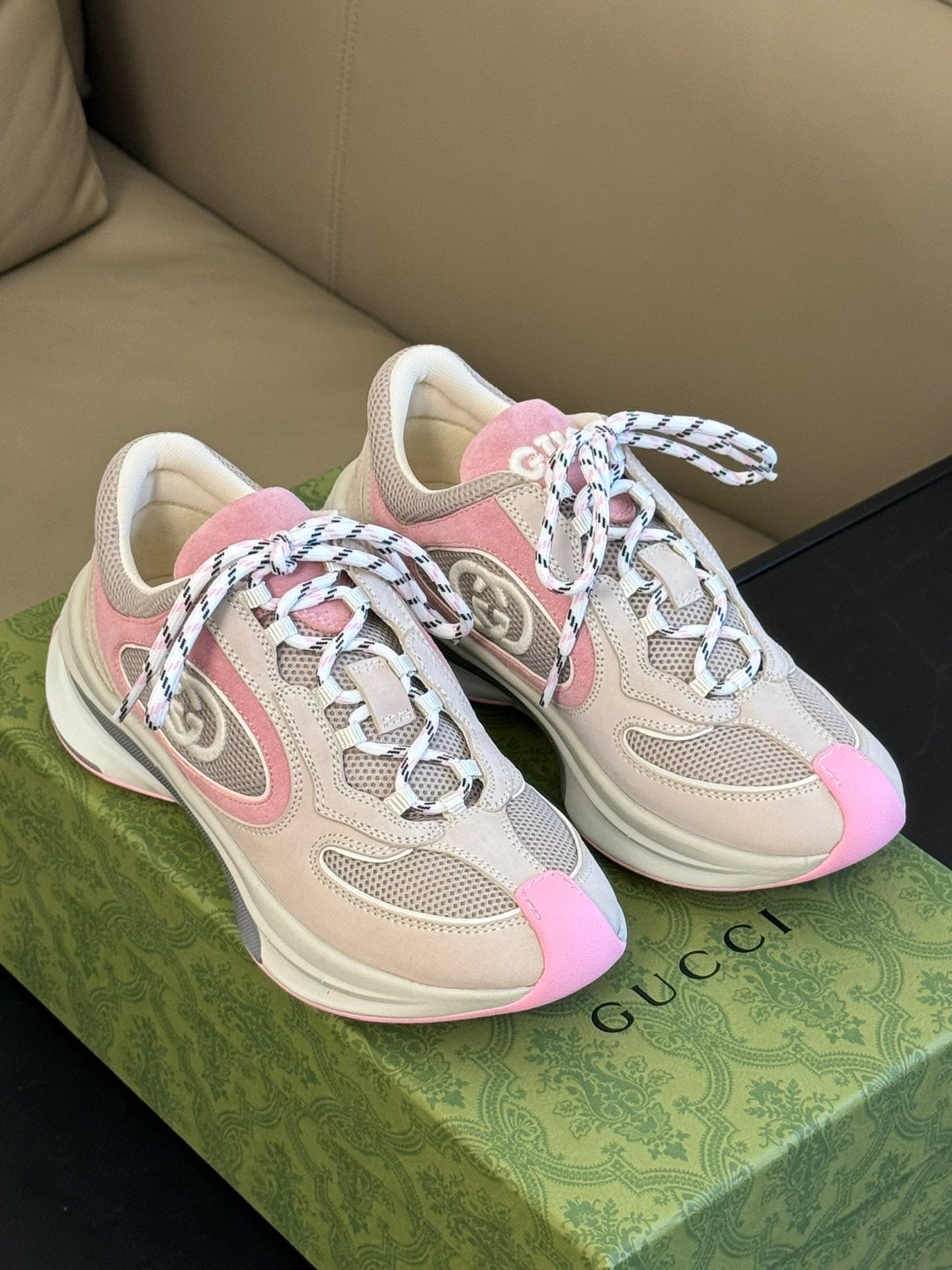 GG RUN TRAINERS