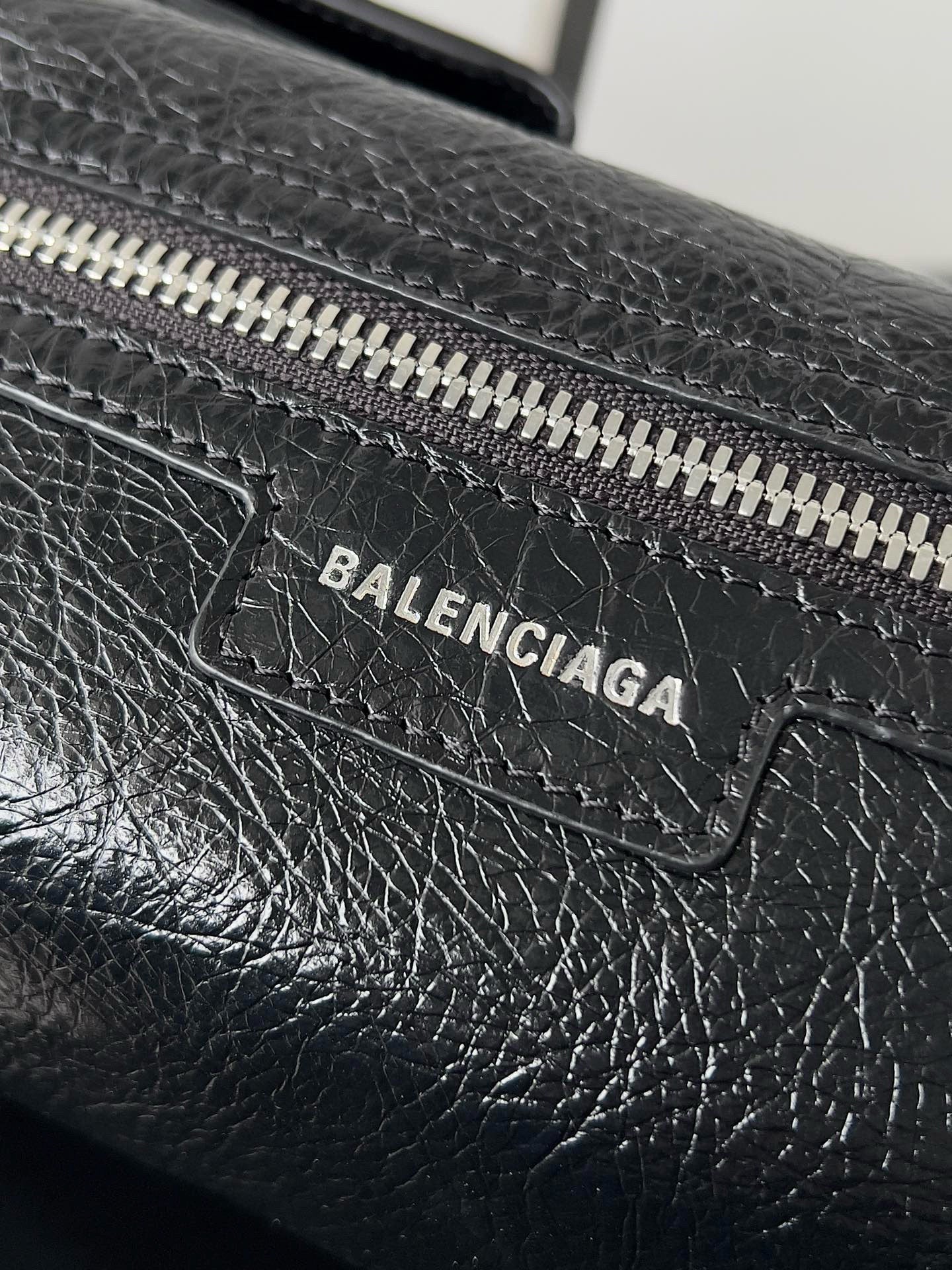 BAL SUPERBUSY XS SLING BAG