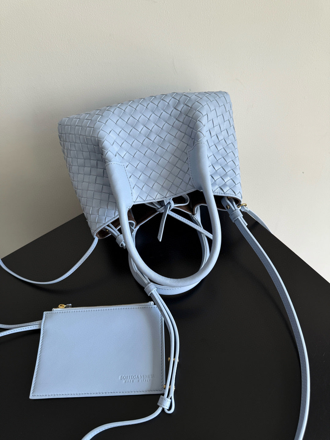BOTT V SMALL PINACOTECA BAG