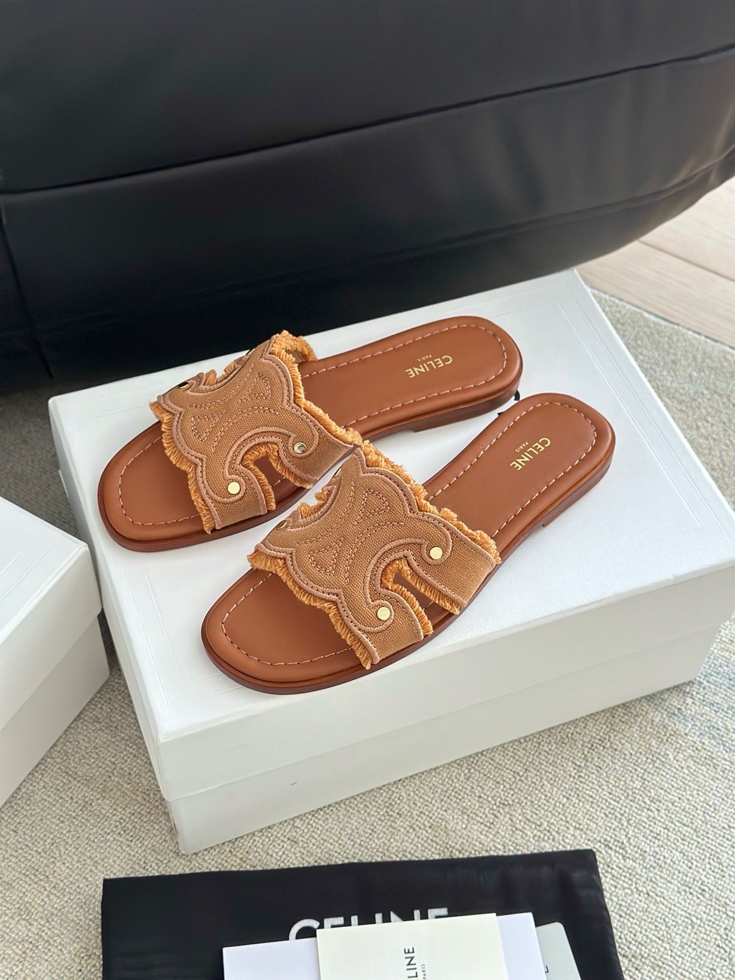 CEL SANDALS