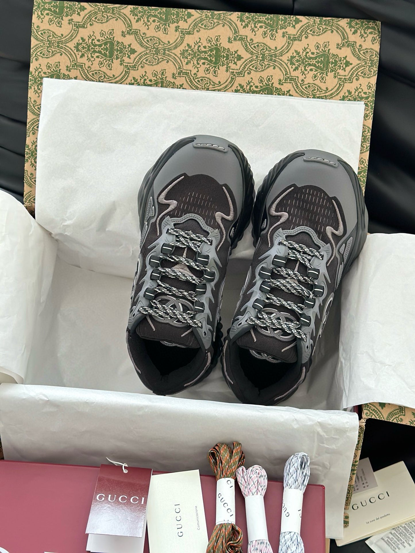 GG RIPPLE TRAINERS
