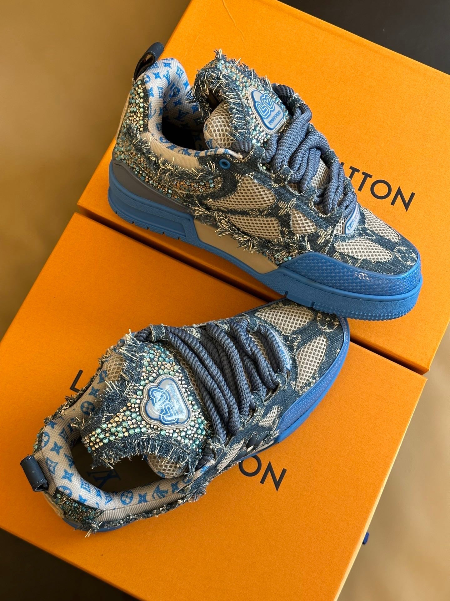 LOU TRAINERS