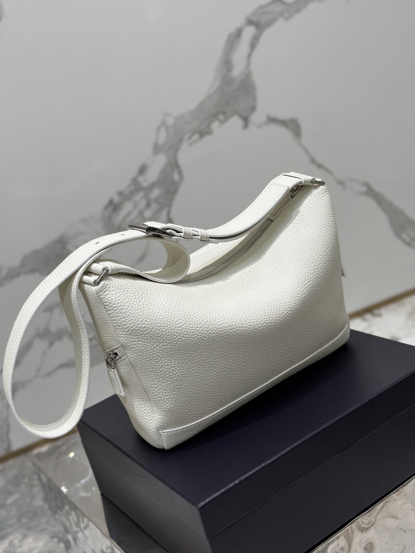 PD LEATHER BAG WITH SHOULDER STRAP
