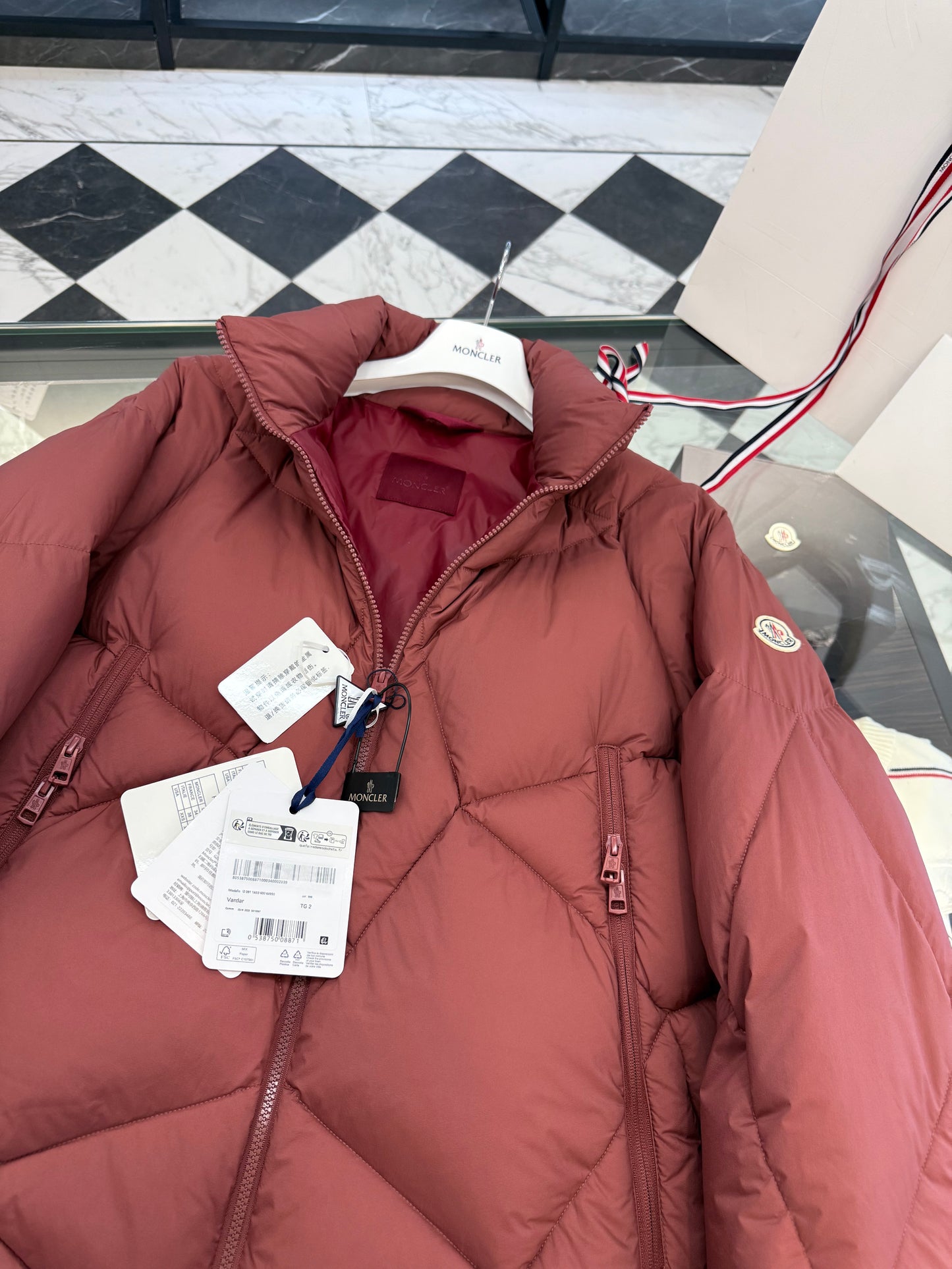 MONC VARDAR JACKET
