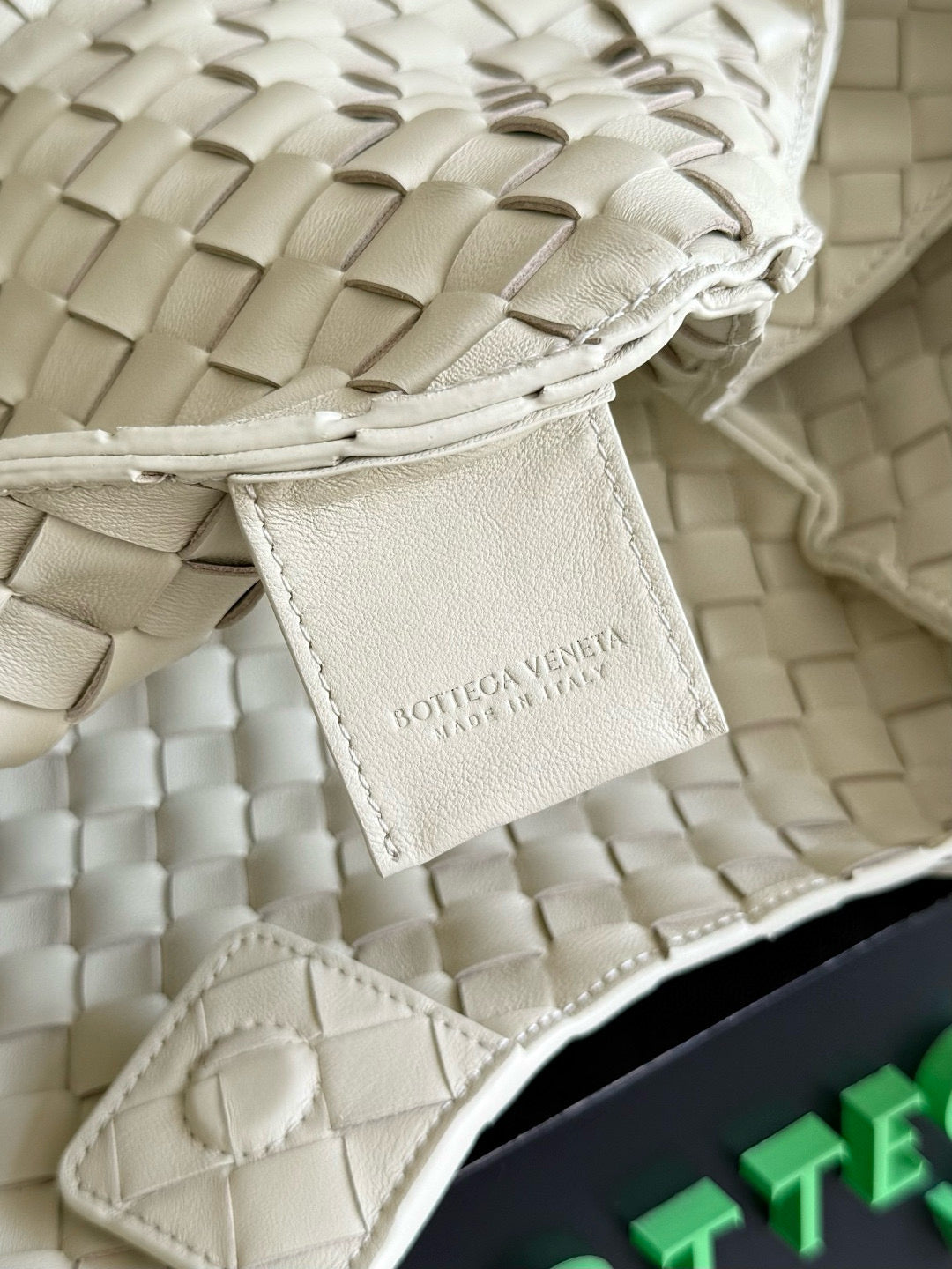 BOTT V CAMPANA MEDIUM BAG