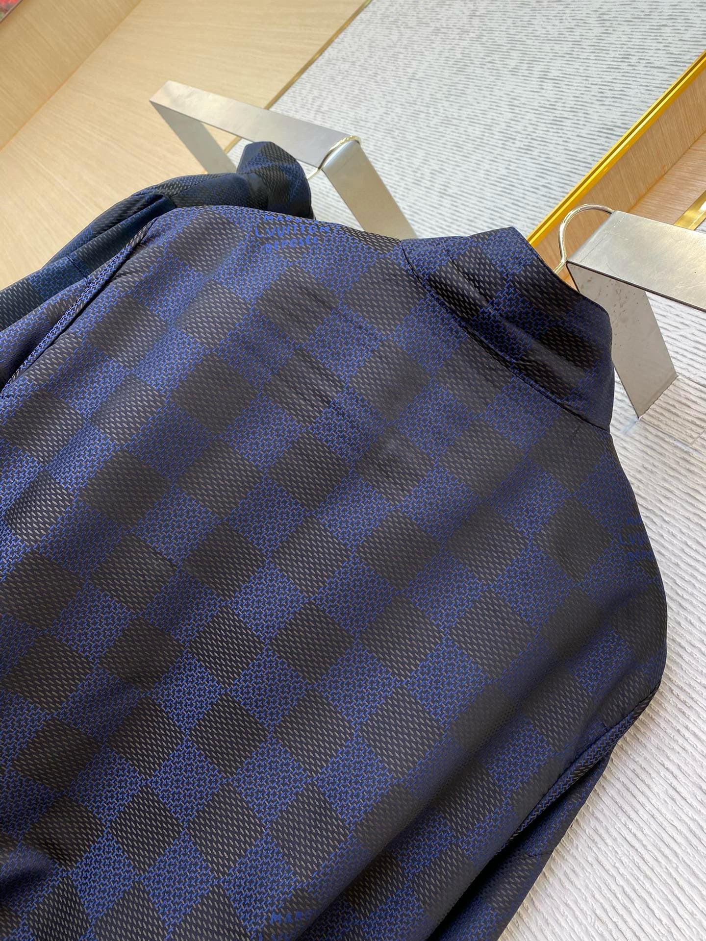 LOU JACKET