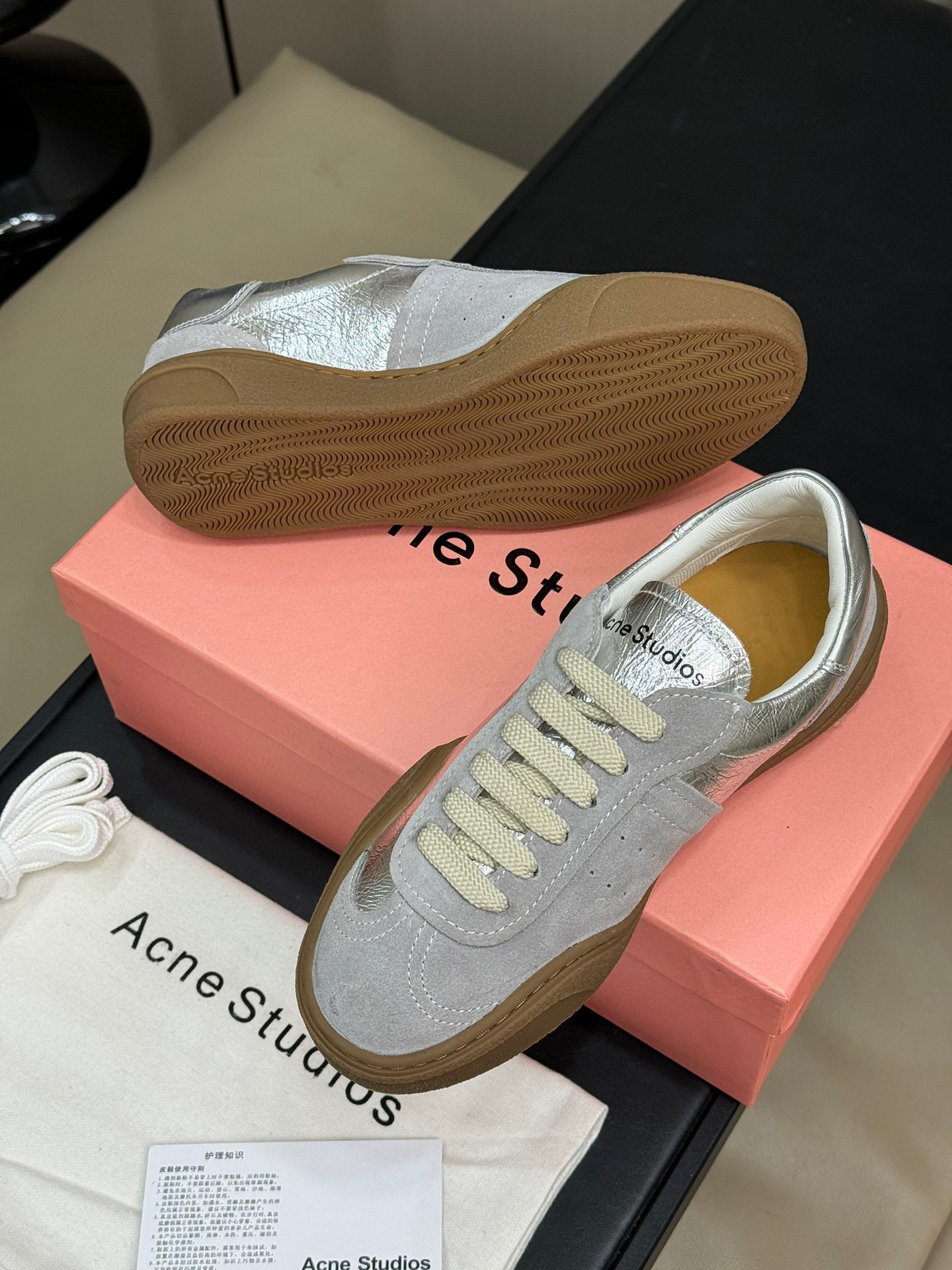 ACNE TRAINERS