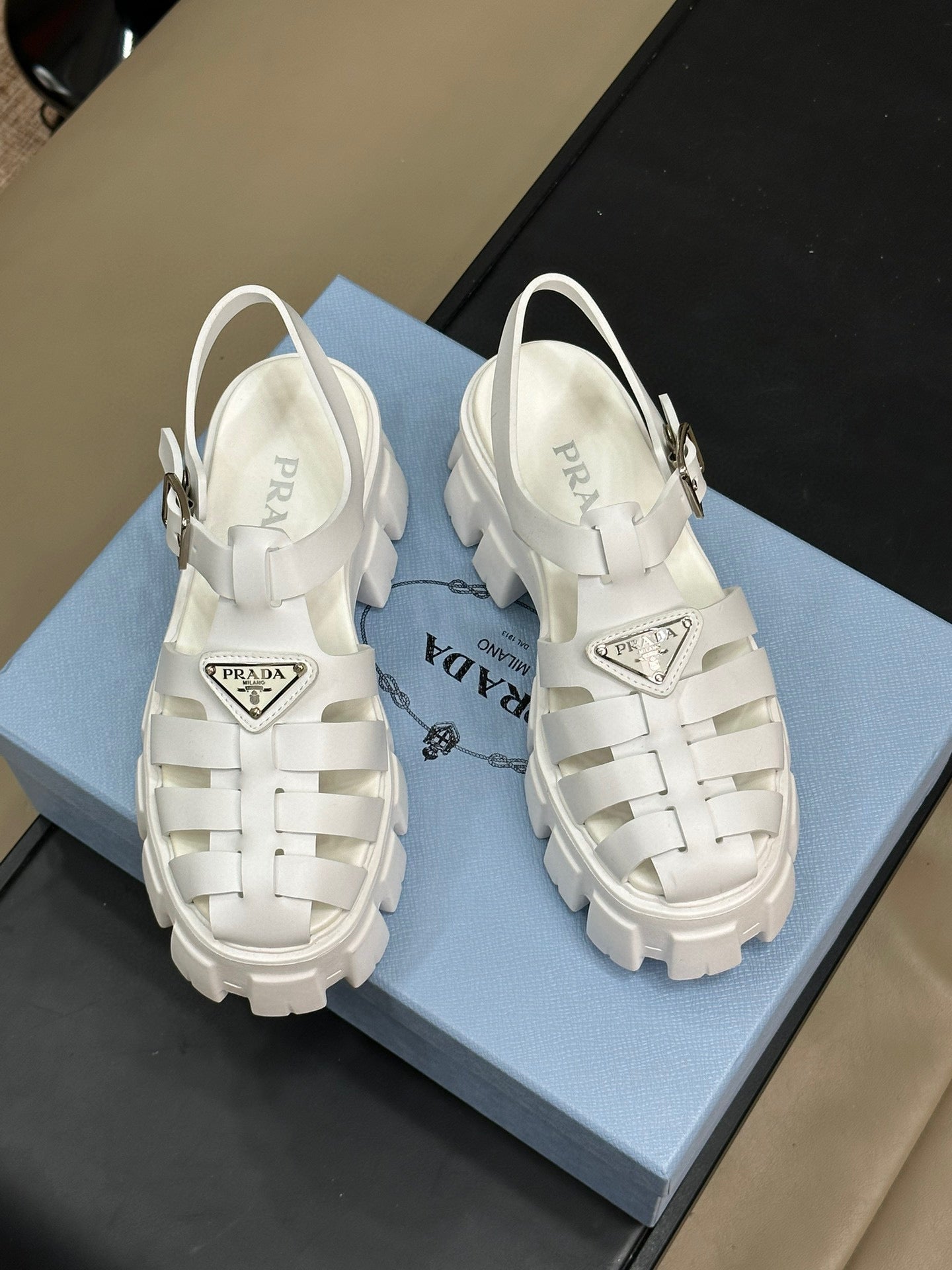 PD SANDALS